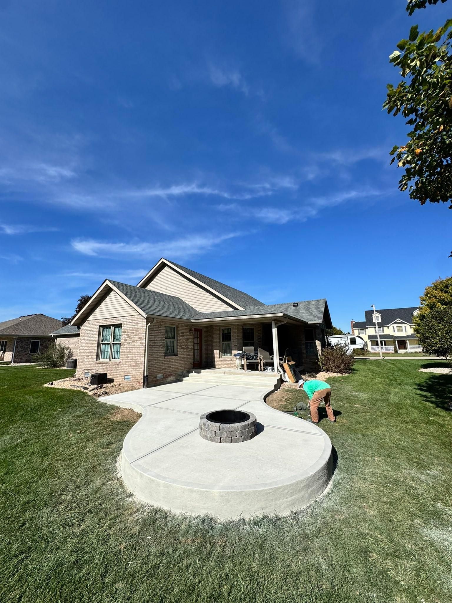  for H&R Concrete in Shelbyville, IN