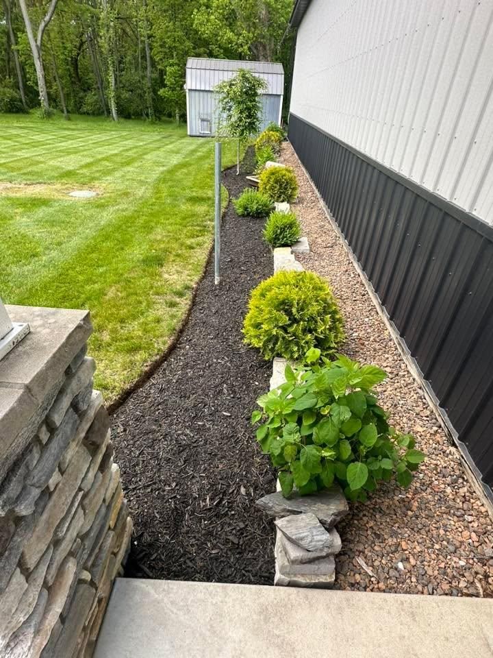  for FIRST CLASS GRASS LLC in Syracuse, IN