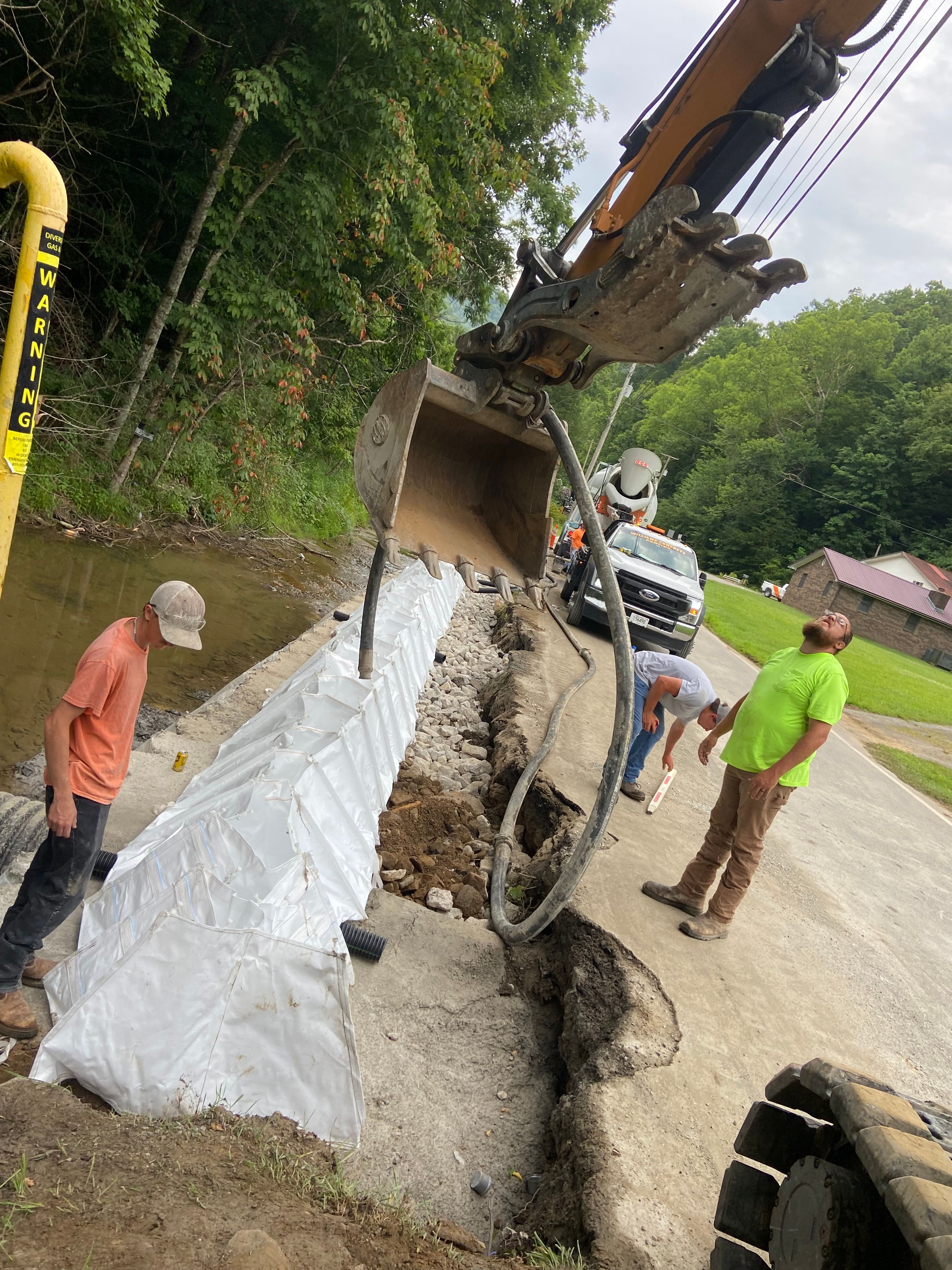  for Williams Concrete Pumping in Knoxville, Tennessee