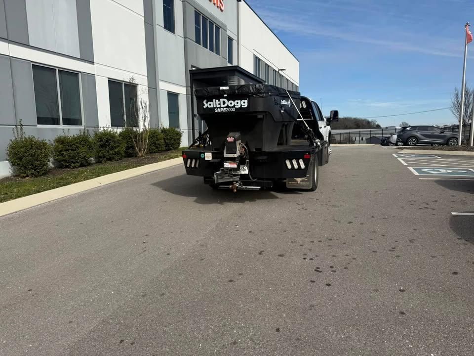  for The Right Price Right Choice Lawn Care Services in Murfreesboro, TN