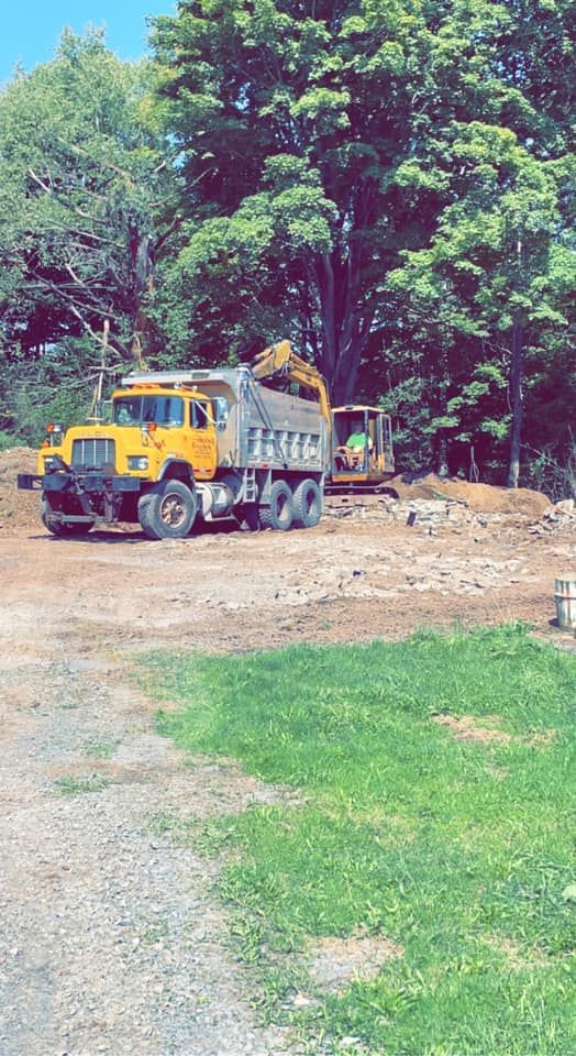  for R McK Excavating in Lake Ariel, PA