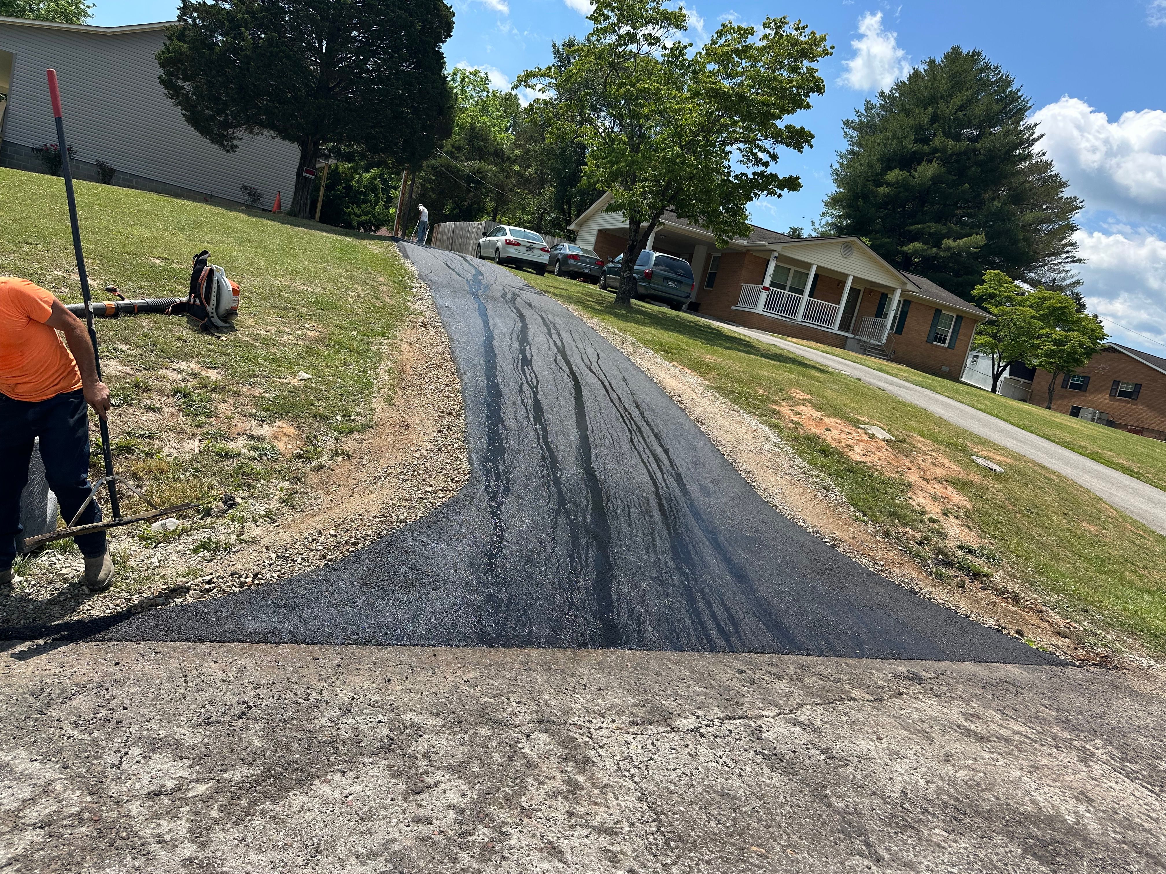  for Metzler Paving and Sealcoating LLC in Jacksboro, TN