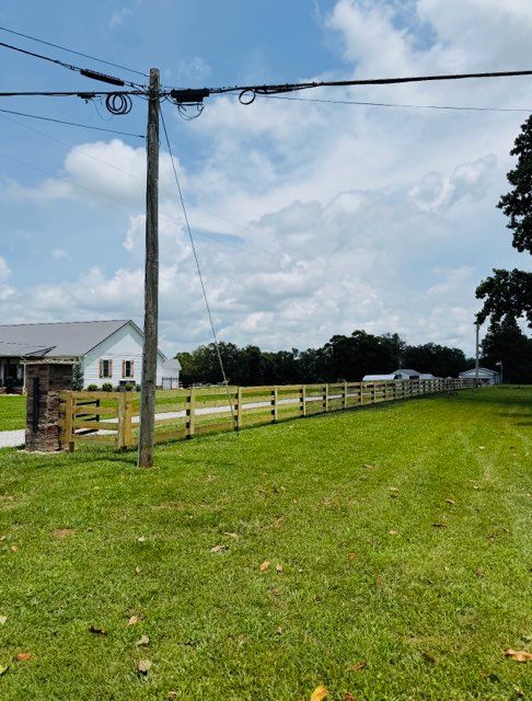  for Ap’s Fencing in McMinnville, TN