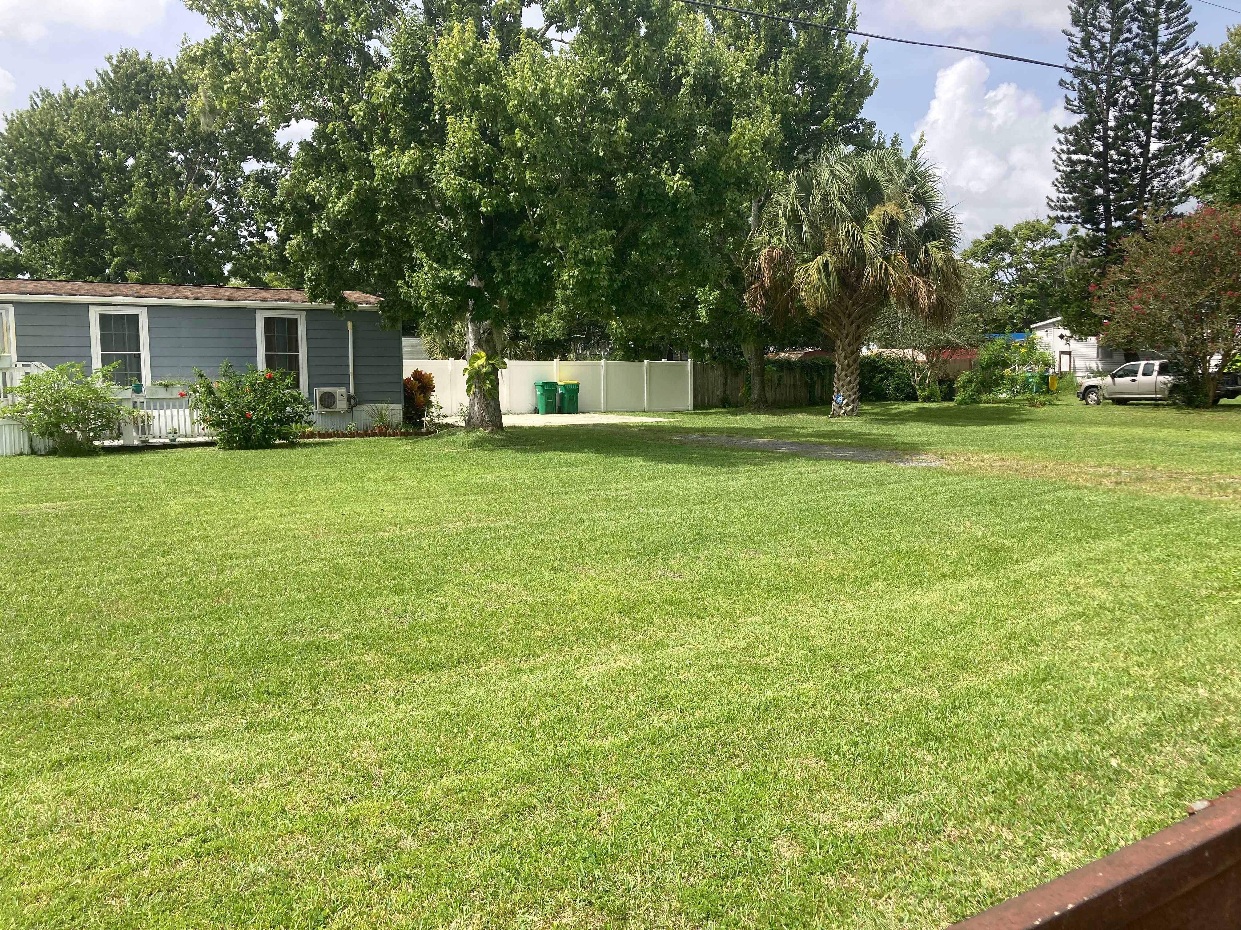 Mowing for Impressive Lawns 321 LLC in Titusville, FL