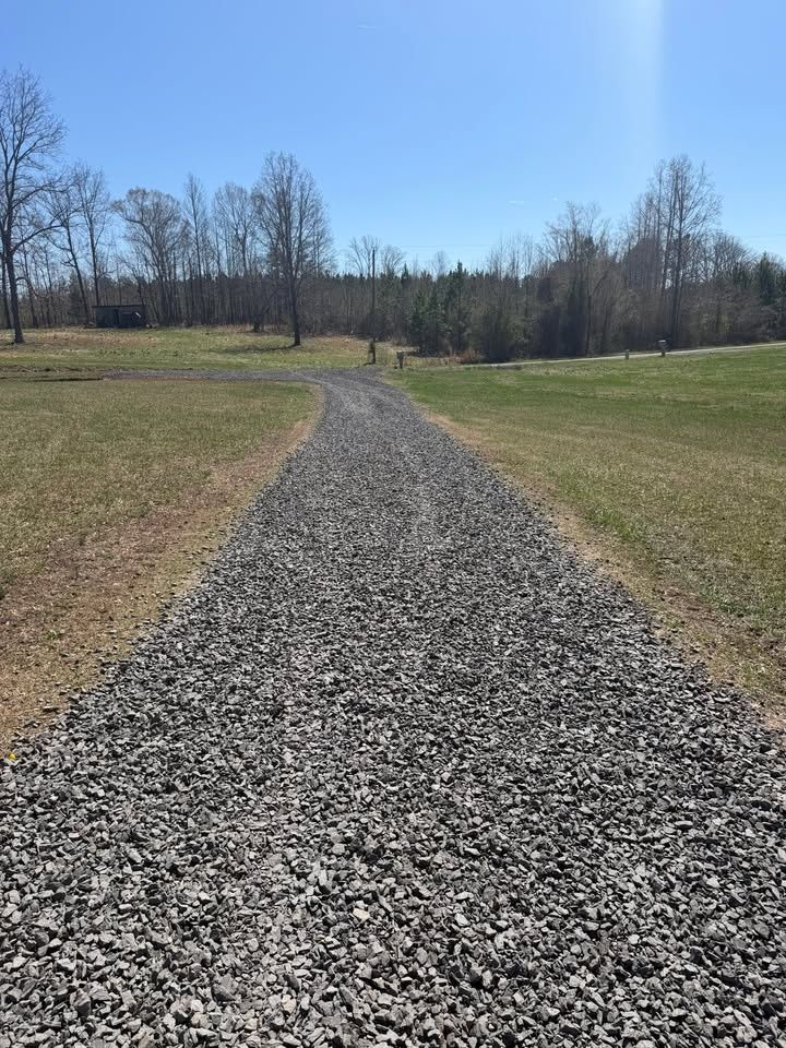 All Photos for Hunt’s Hauling & Landworks LLC in Danville, VA