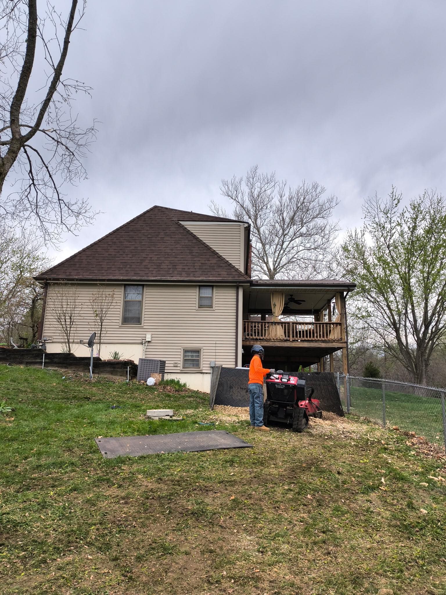 Tree Removal for Cross Family Tree Service in Kearney, MO