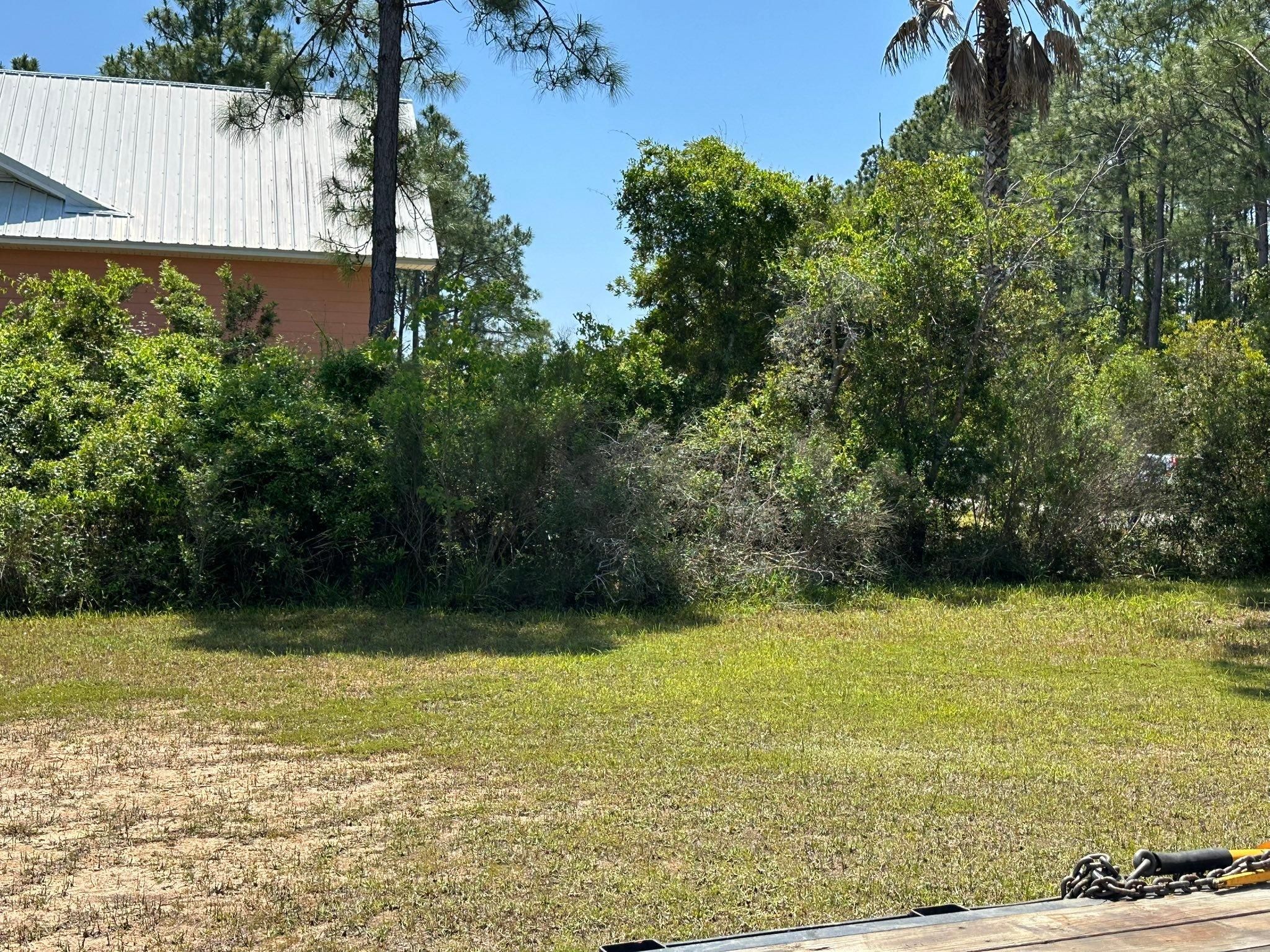  for White’s Land Maintenance in Milton,, FL