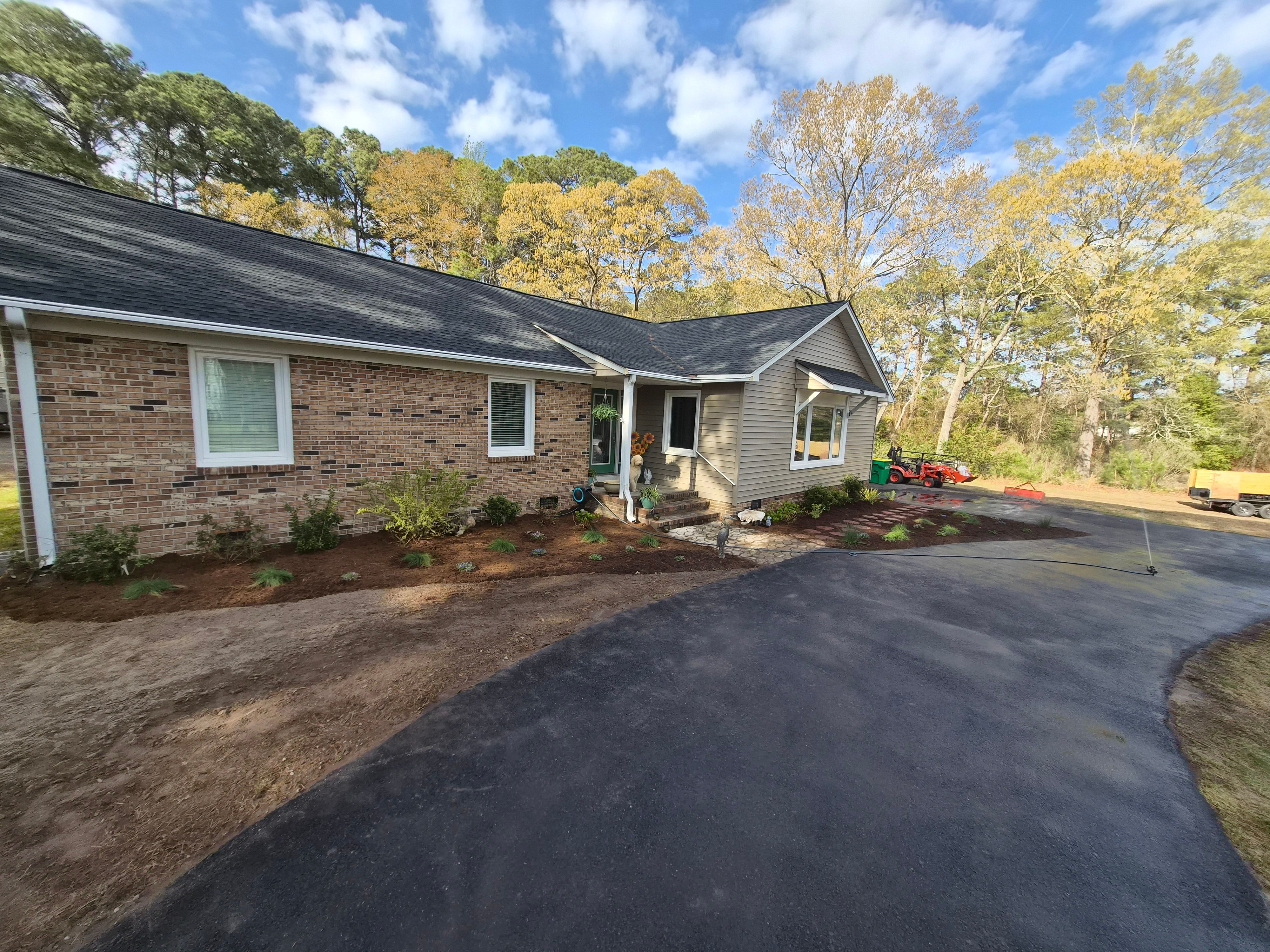 Landscaping  for 4 Points Lawncare LLC in Hayes, VA
