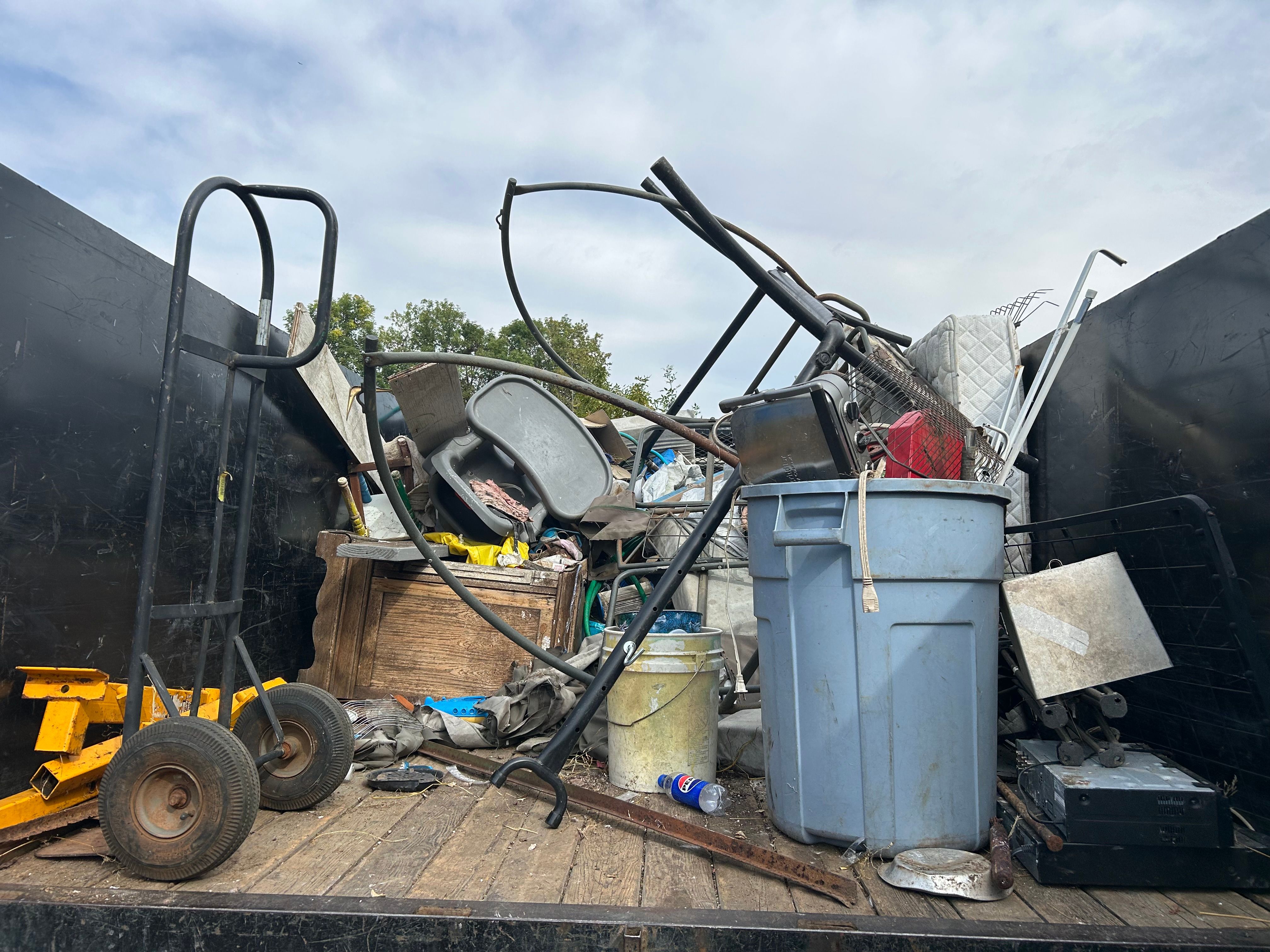  for Sol Junk Removal in Independence, OR