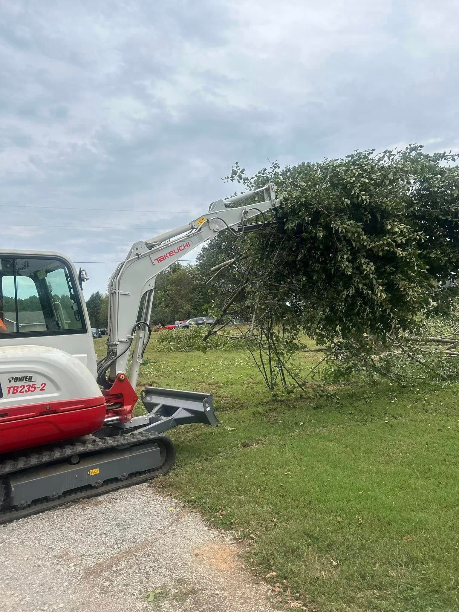 Landscaping Lawn Care for Elrod’s Lawn Care and Landscape in Portland, TN