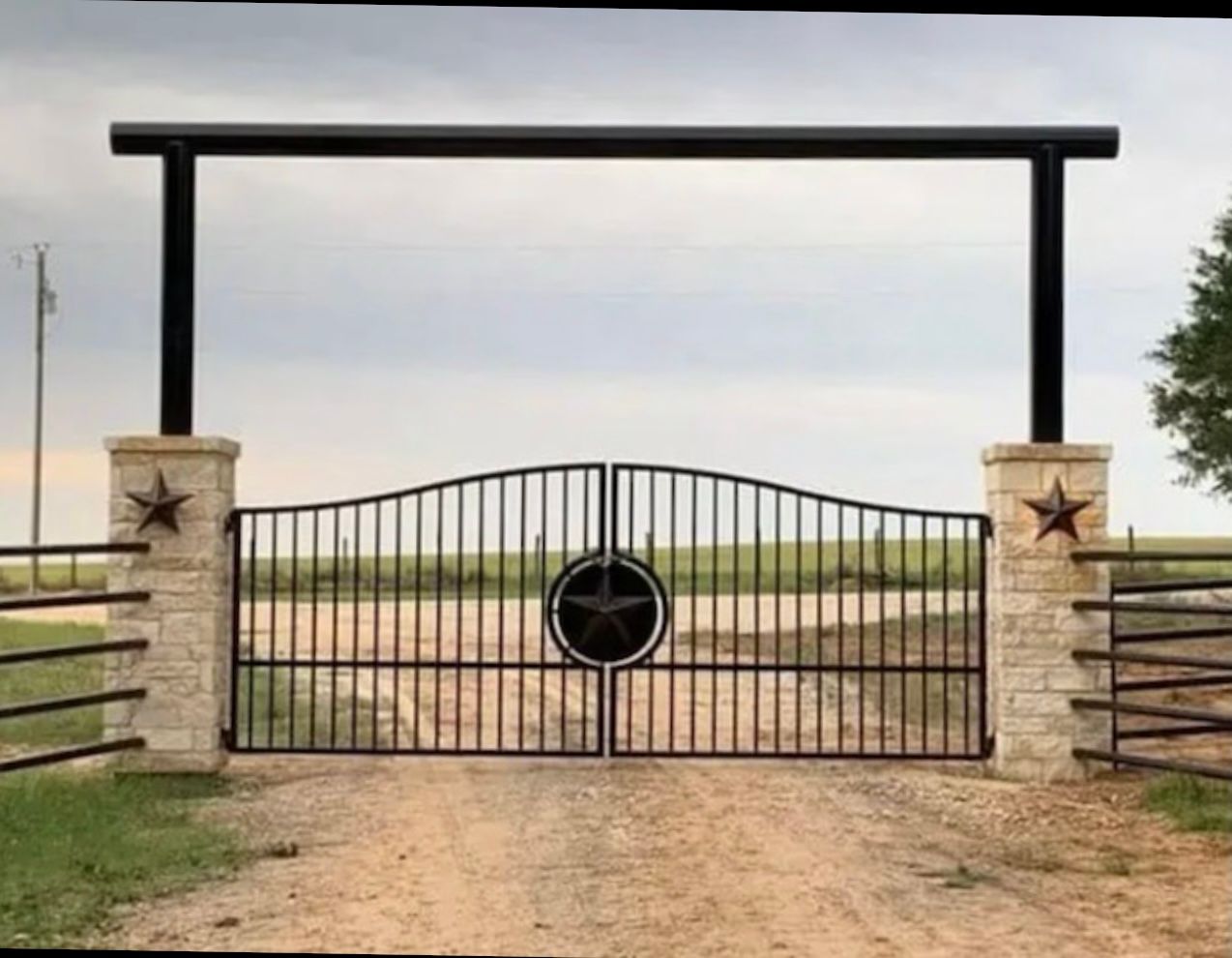  for 5-7 Fencing & Construction in Madisonville, TX