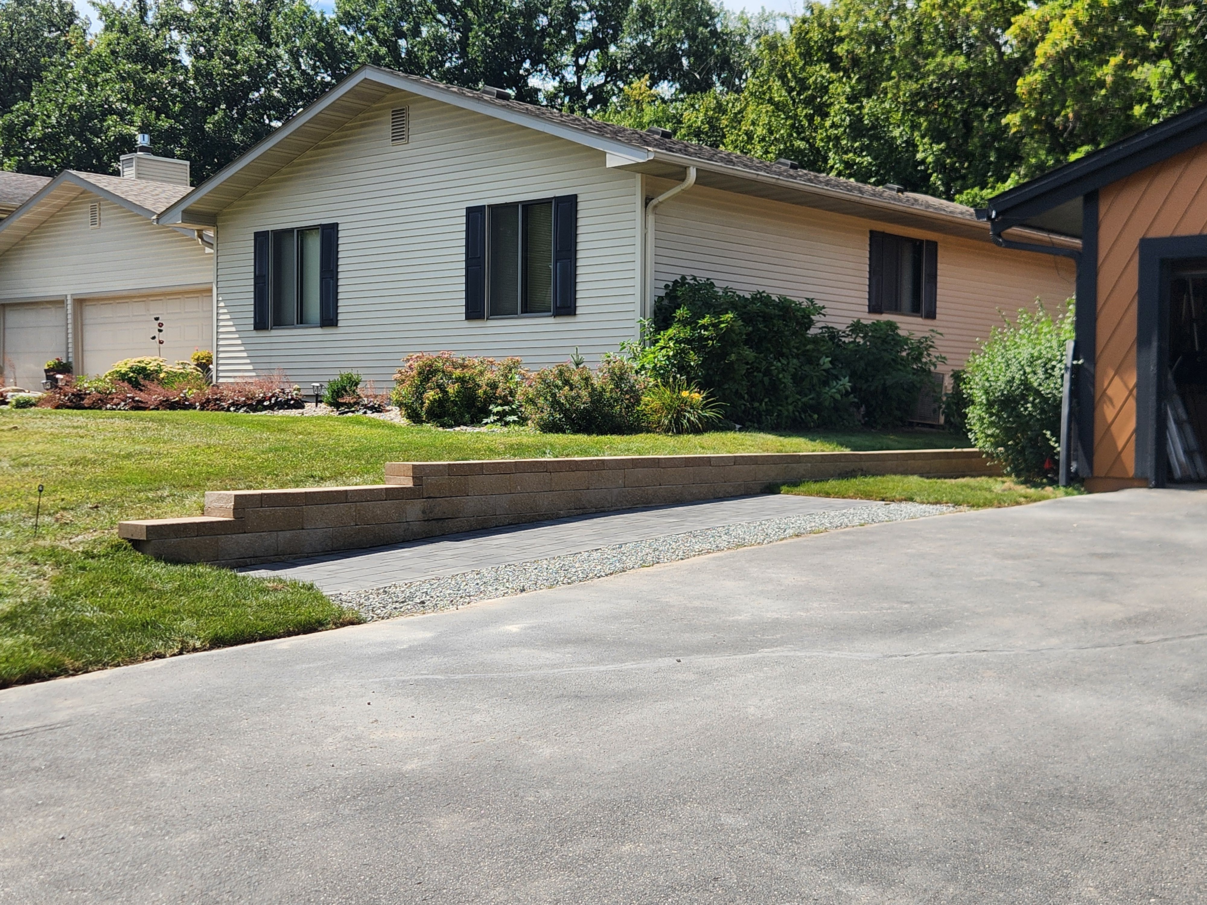  for K & I Lawn Care Service  in Eden Prarie, MN