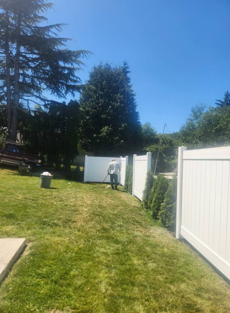  for Bob's Yard Care & Landscaping in Raymond, WA