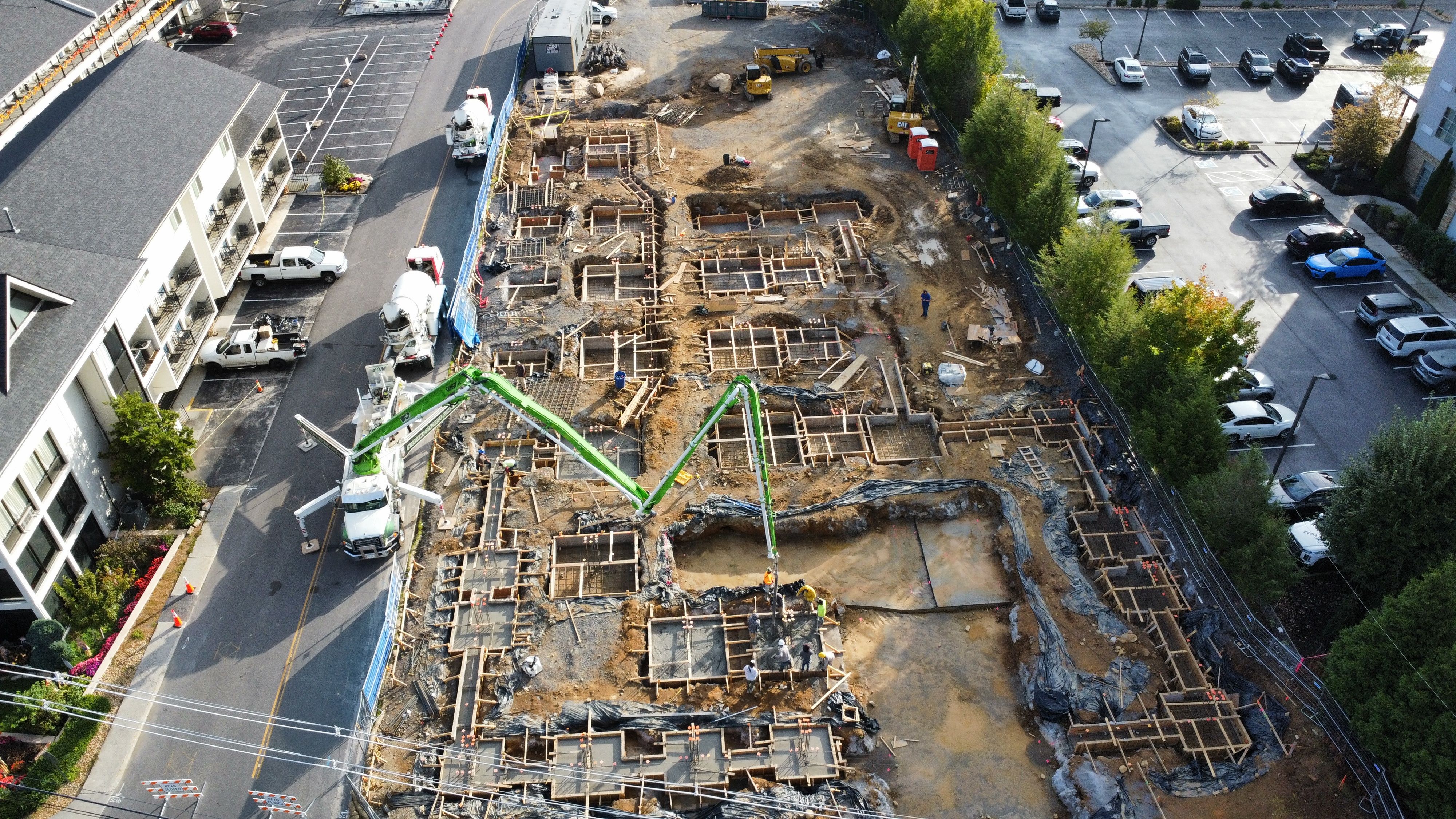  for HR Concrete Solutions LLC in Gatlinburg, TN