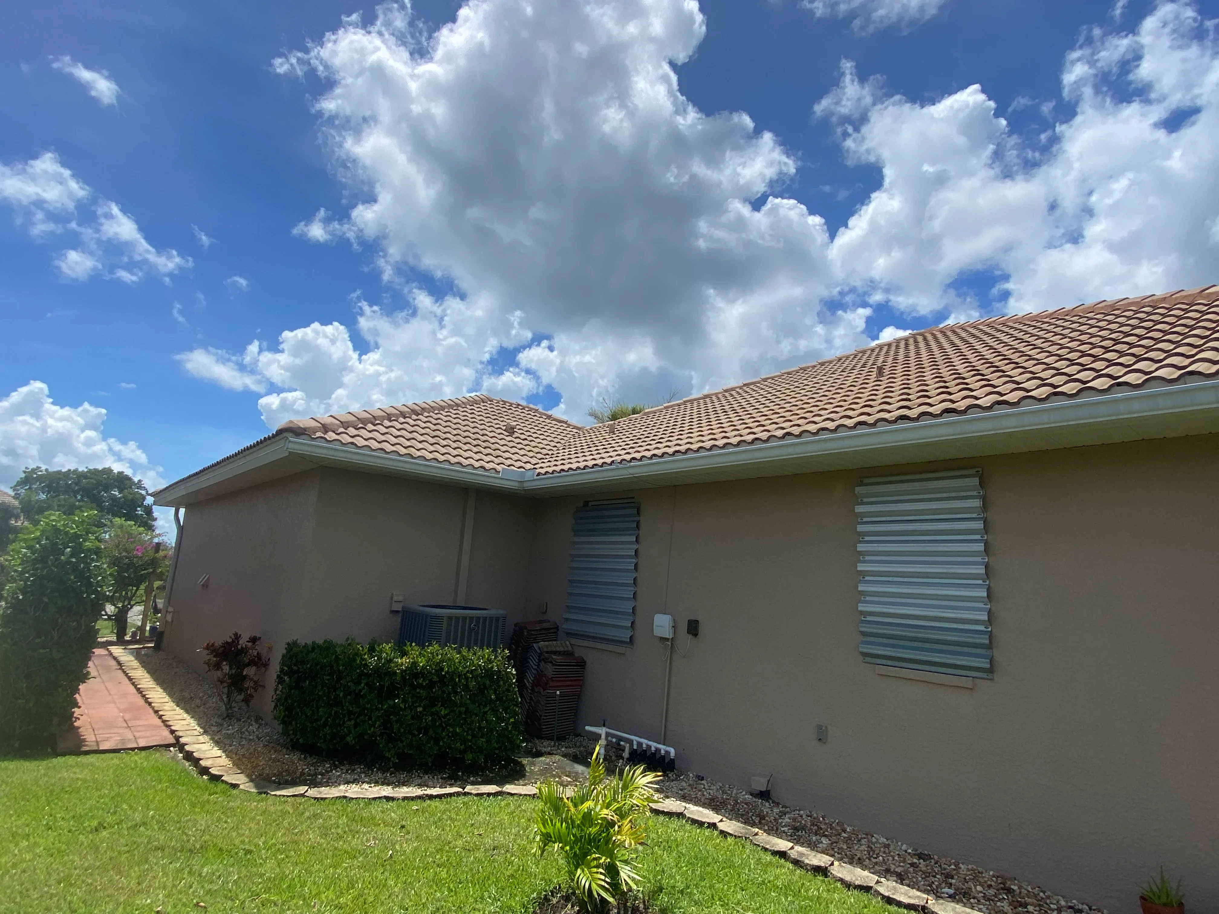 Home Softwash for Complete Pressure Washing, LLC in Naples, FL