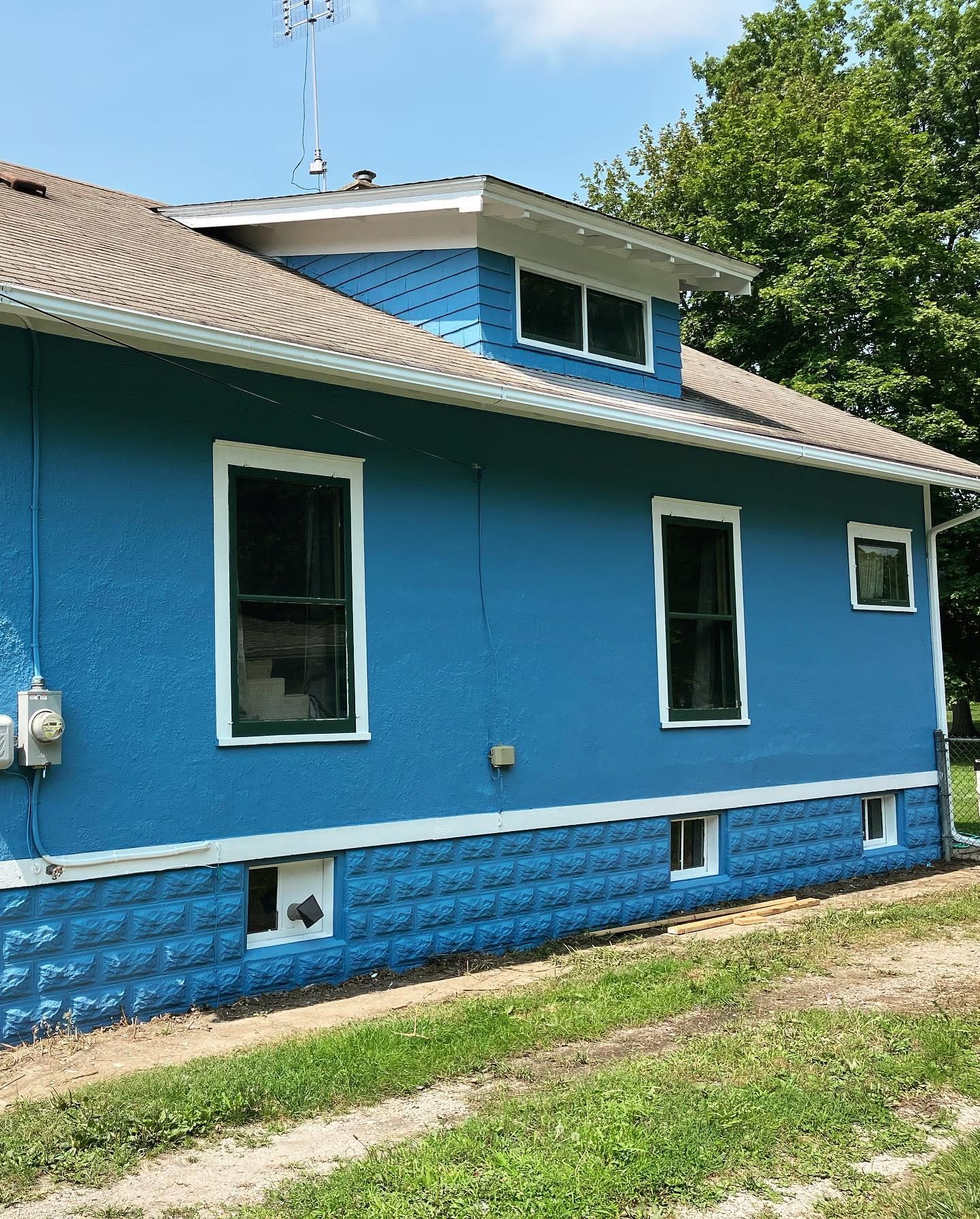  for Apex Painting in Livonia, MI