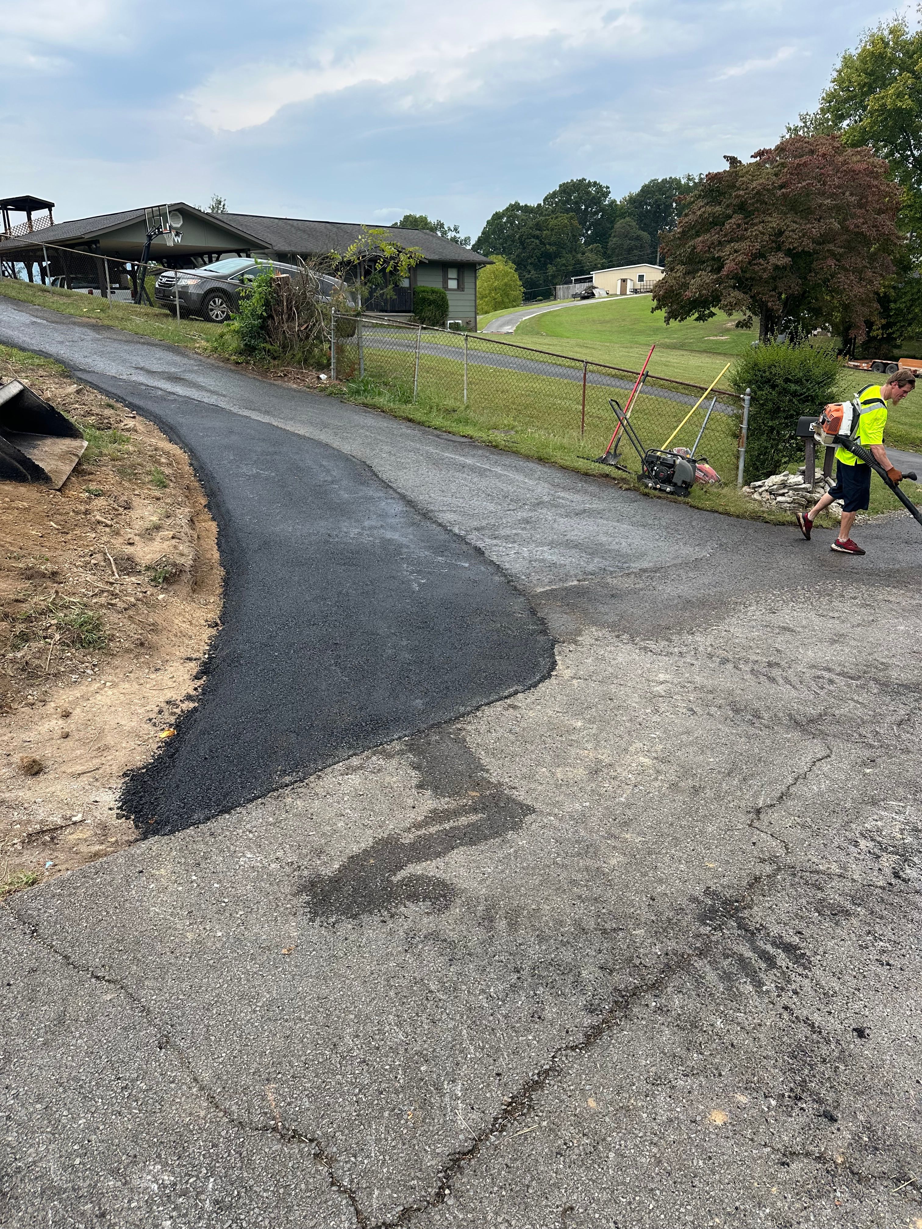  for Metzler Paving and Sealcoating in Jacksboro, TN