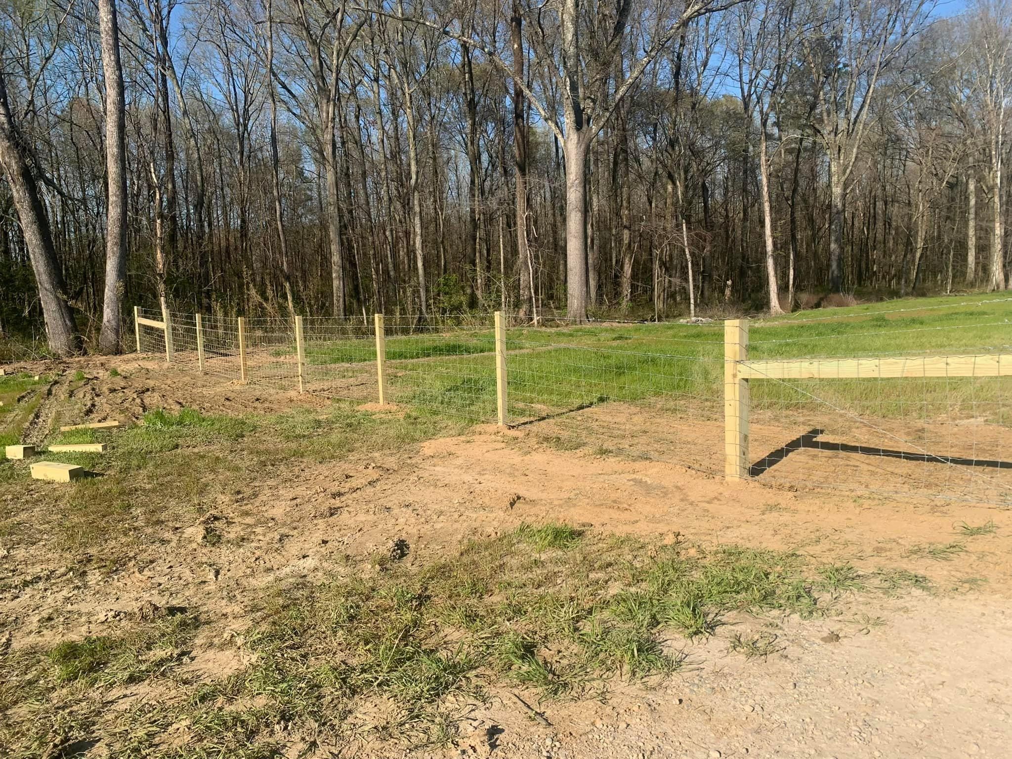  for Manning Fence, LLC in Hernando, MS