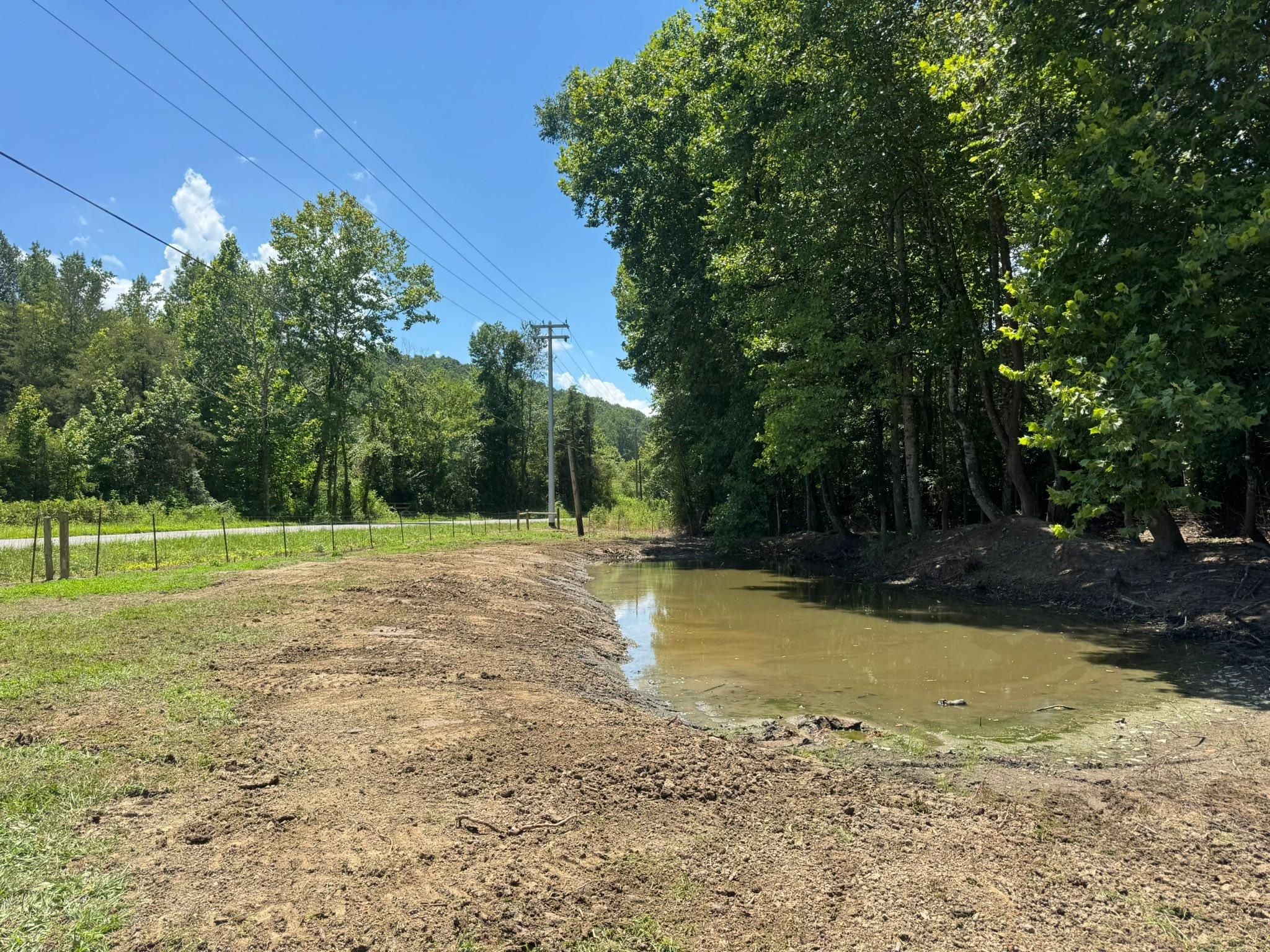  for F&CO Excavation in Clinton, TN