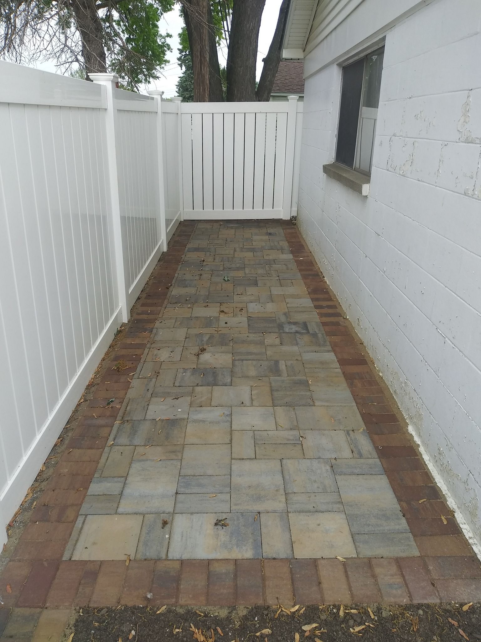  for Humphries Hardscape in Wyandotte, MI