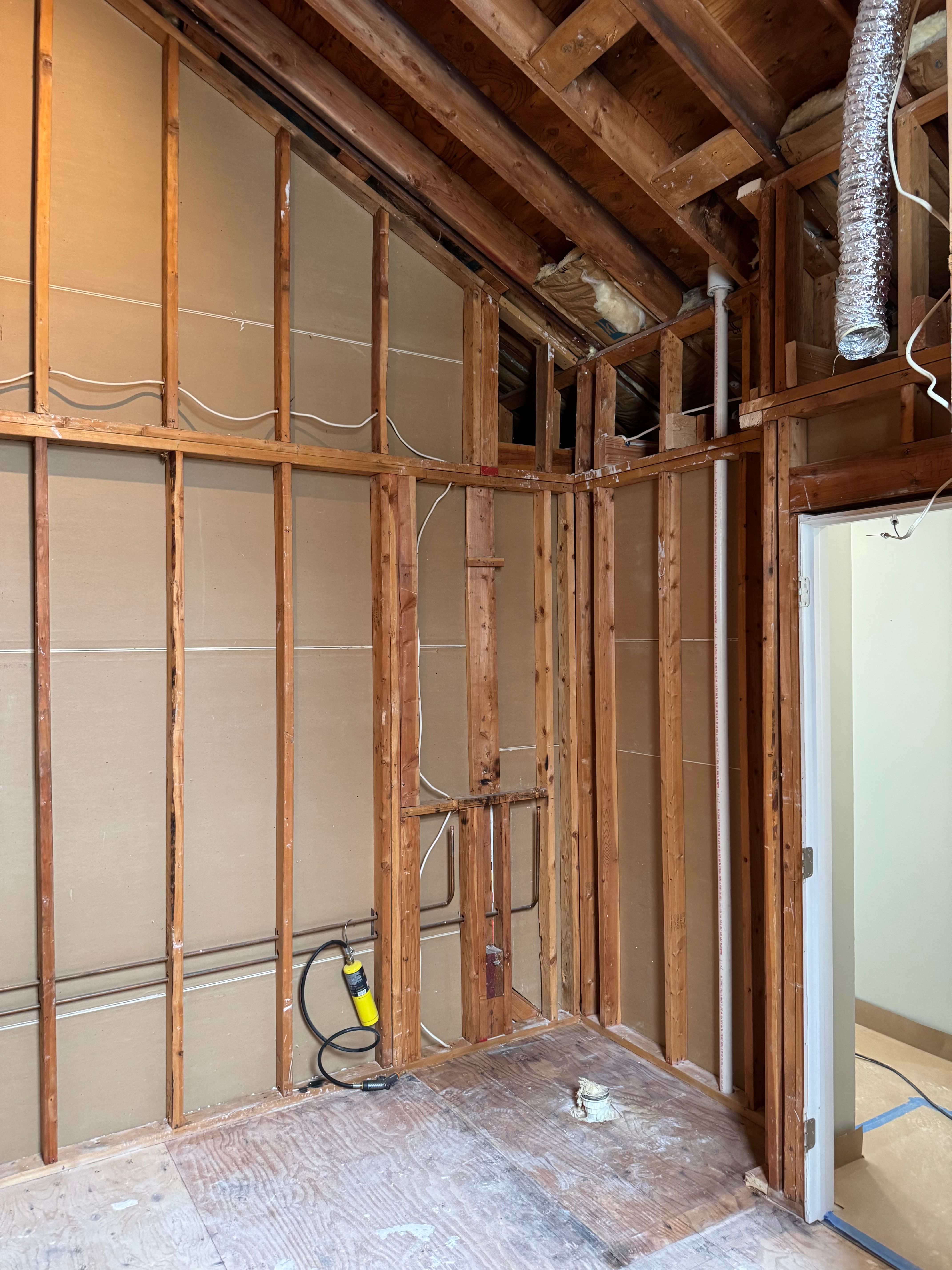  for Make It Right Contracting in East Hampton, NY