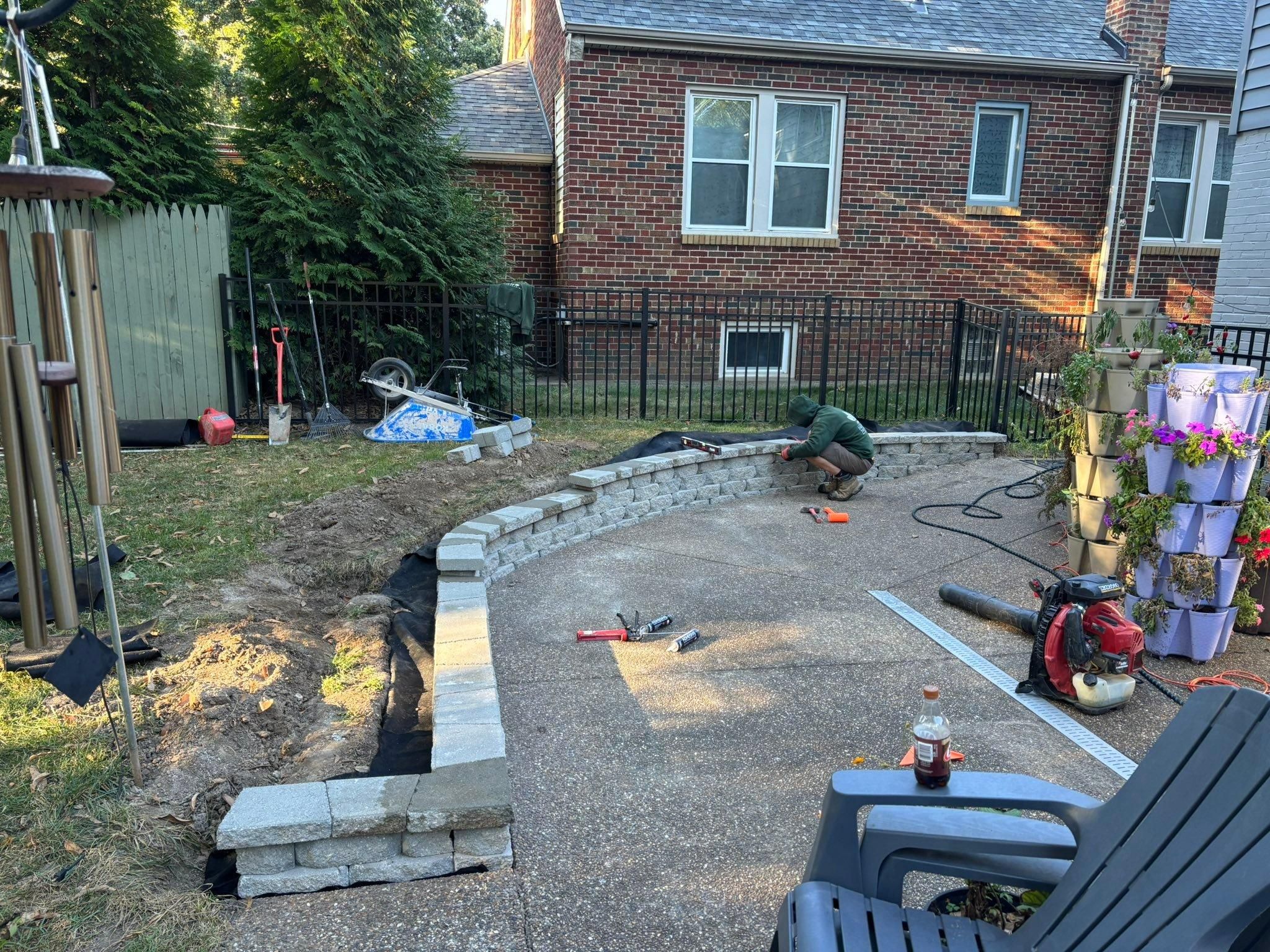  for J & B Landscaping in St. Louis, MO