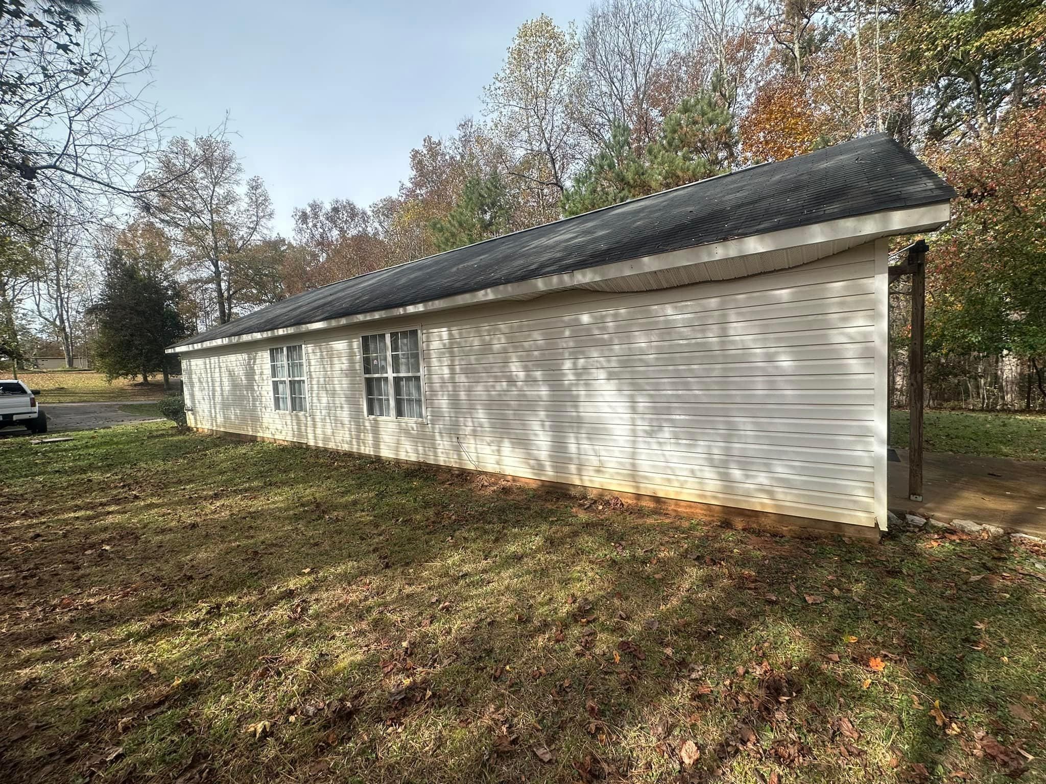 Mowing for Cowboys Lawn Care & Pressure/Soft Washing in Carrollton, Georgia