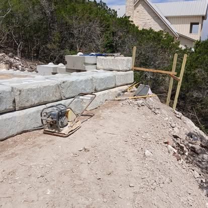  for Thompson Construction in Uvalde, TX