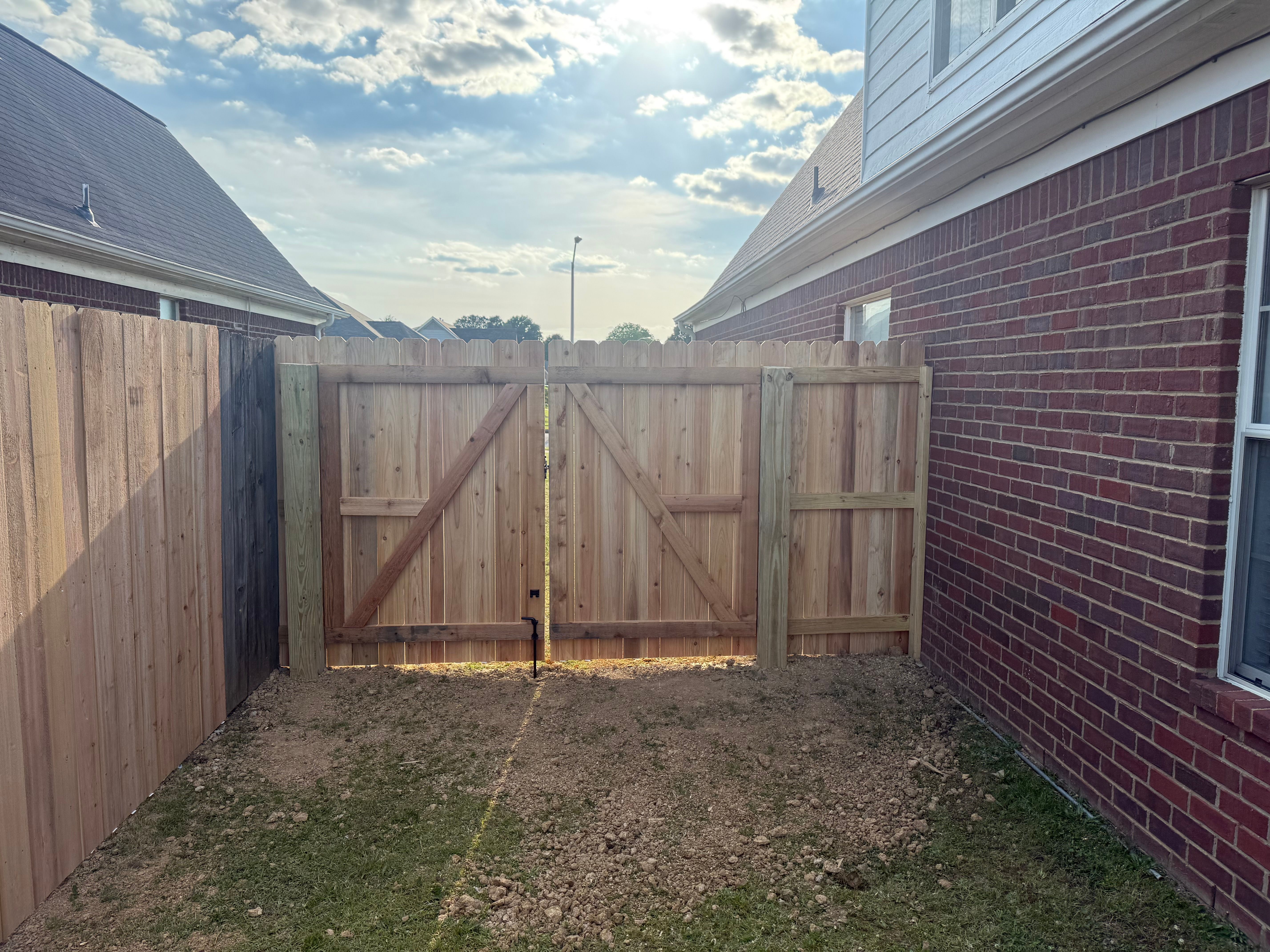  for Frontline Fencing LLC in Hernando, MS