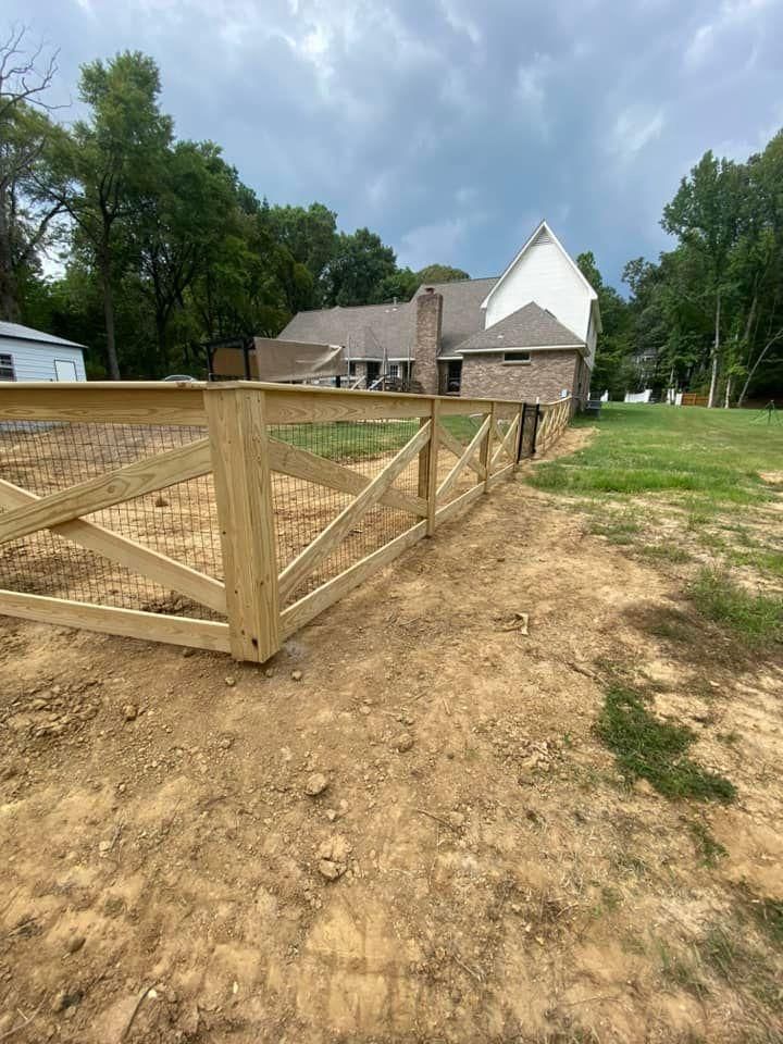  for Manning Fence, LLC in Hernando, MS