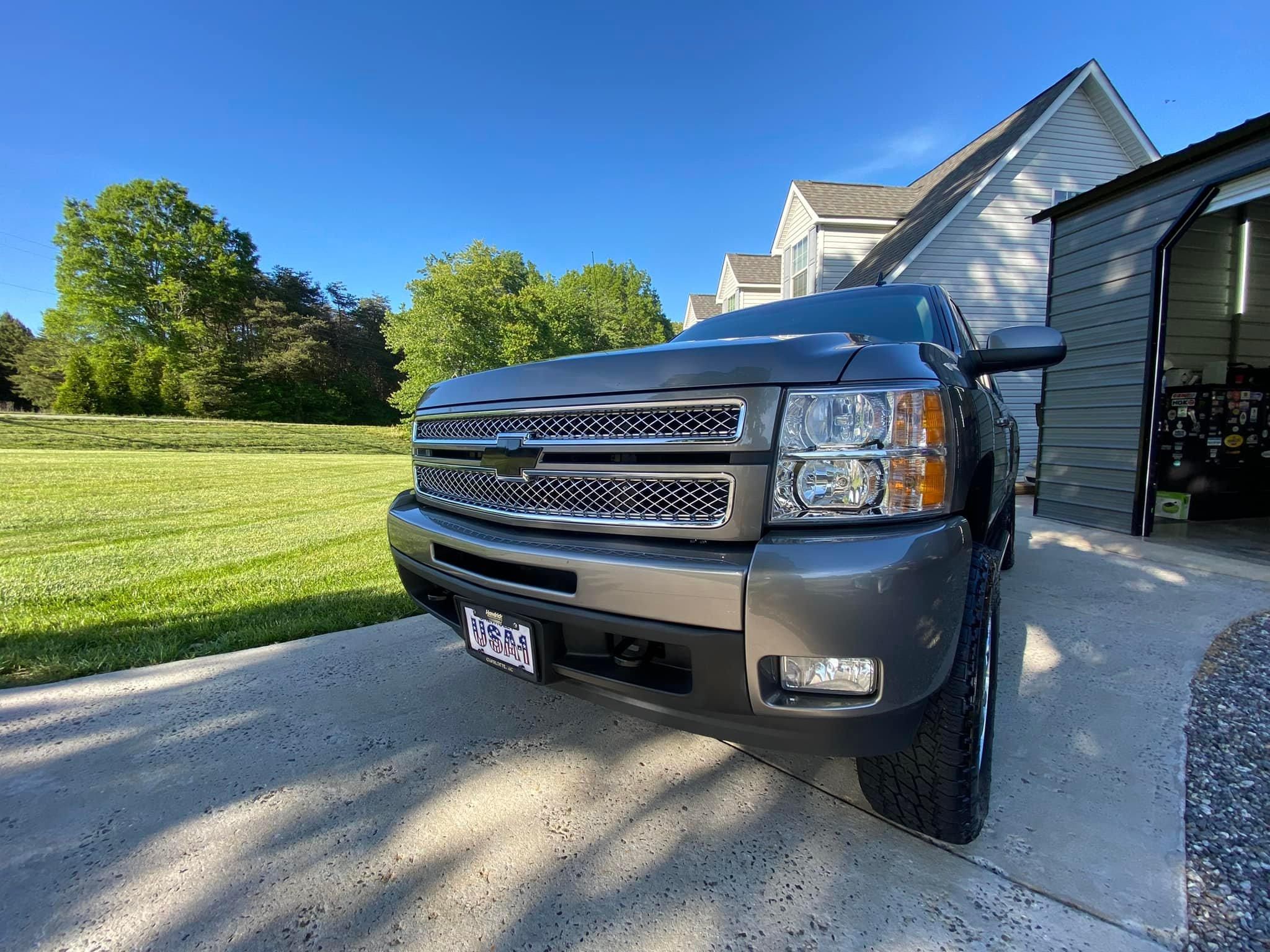 Ceramic Coating for Diamond Touch Auto Detailing in Taylorsville, NC