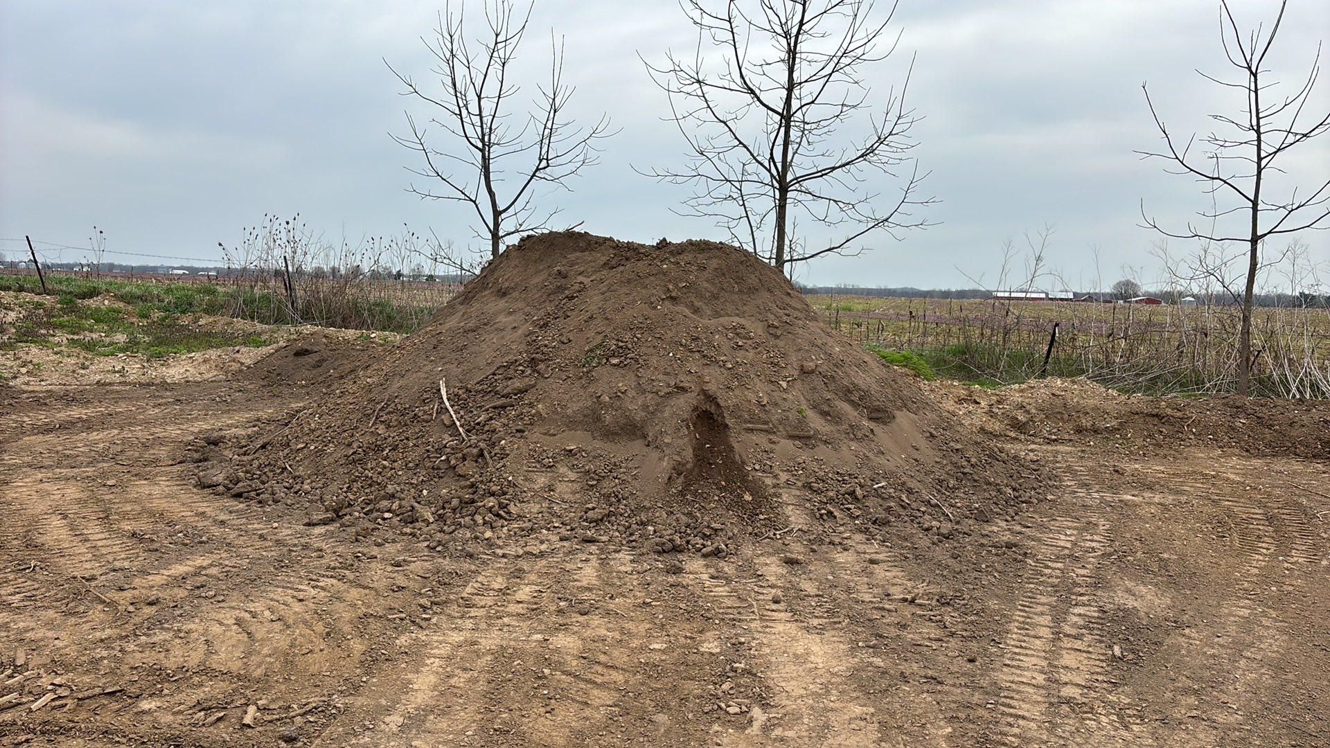  for KW Earthworks in Connersville, IN