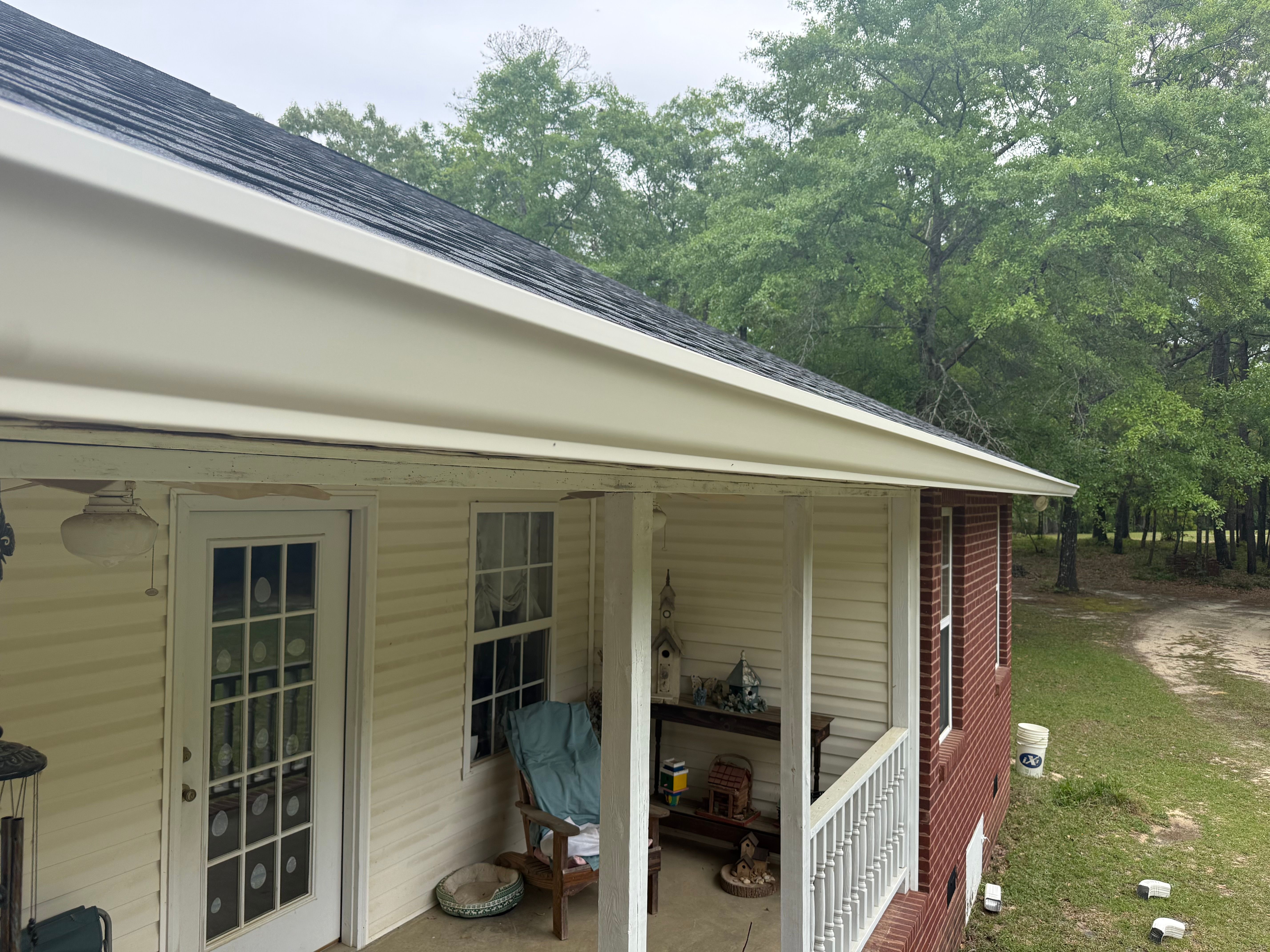  for Dollar Roofing & Gutters in Jeffersonville, GA