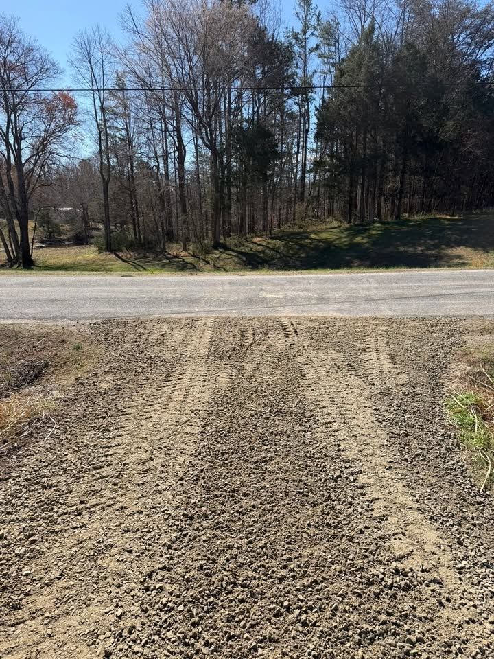 All Photos for Hunt’s Hauling & Landworks LLC in Danville, VA