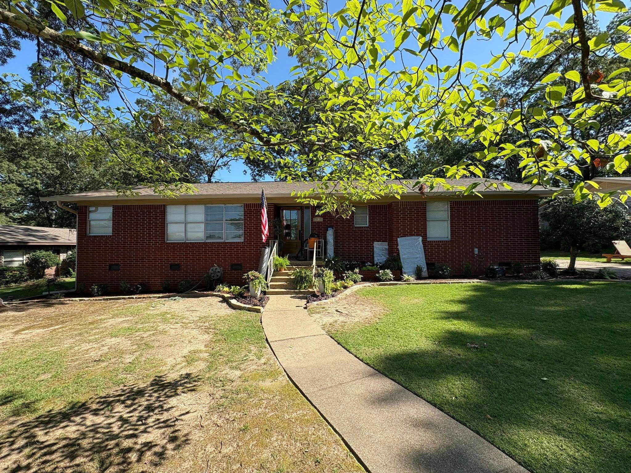  for Well Hung Windows & More in Hot Springs, AR