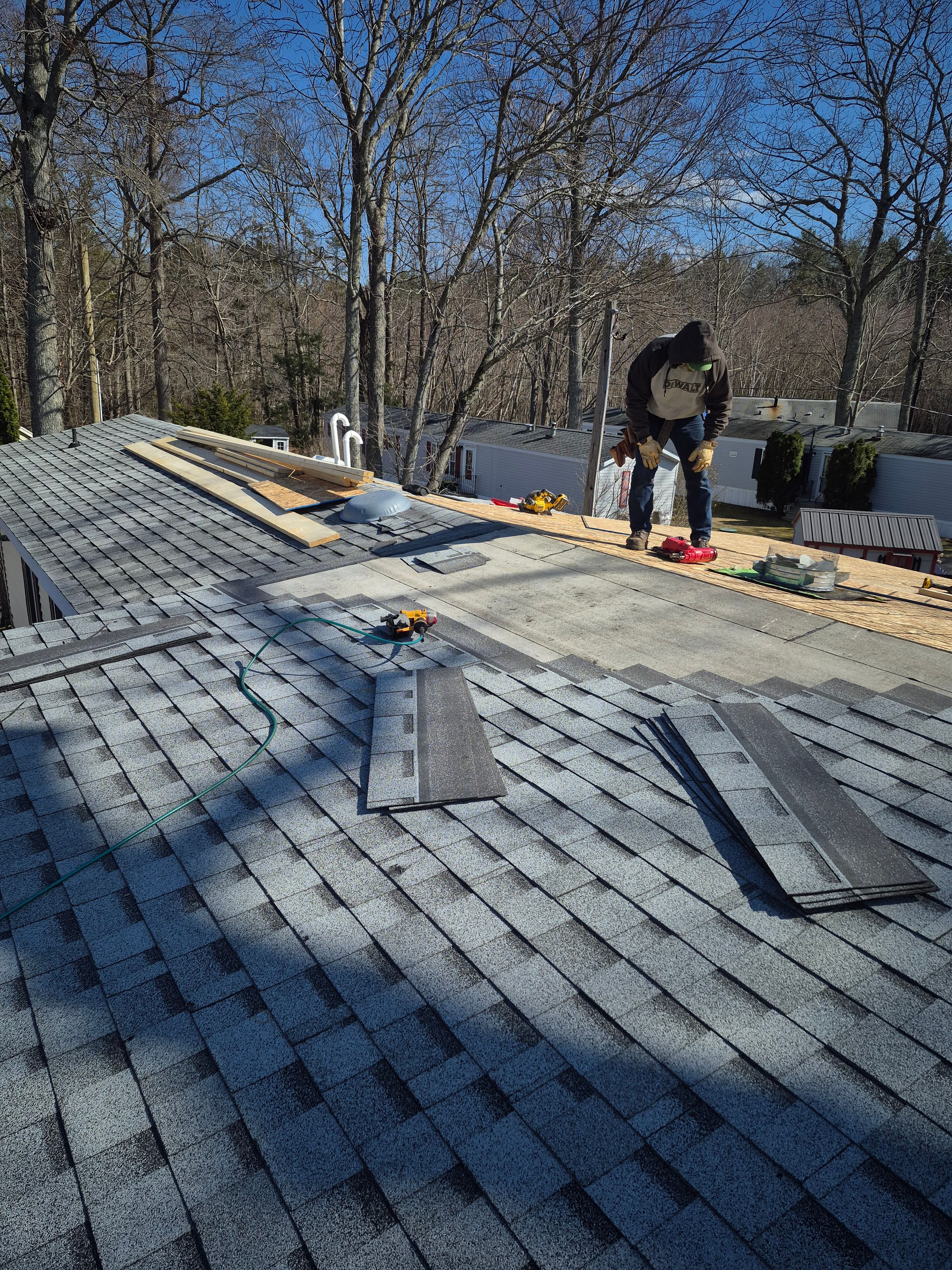  for Glennon's Roofing in Rochester, NH