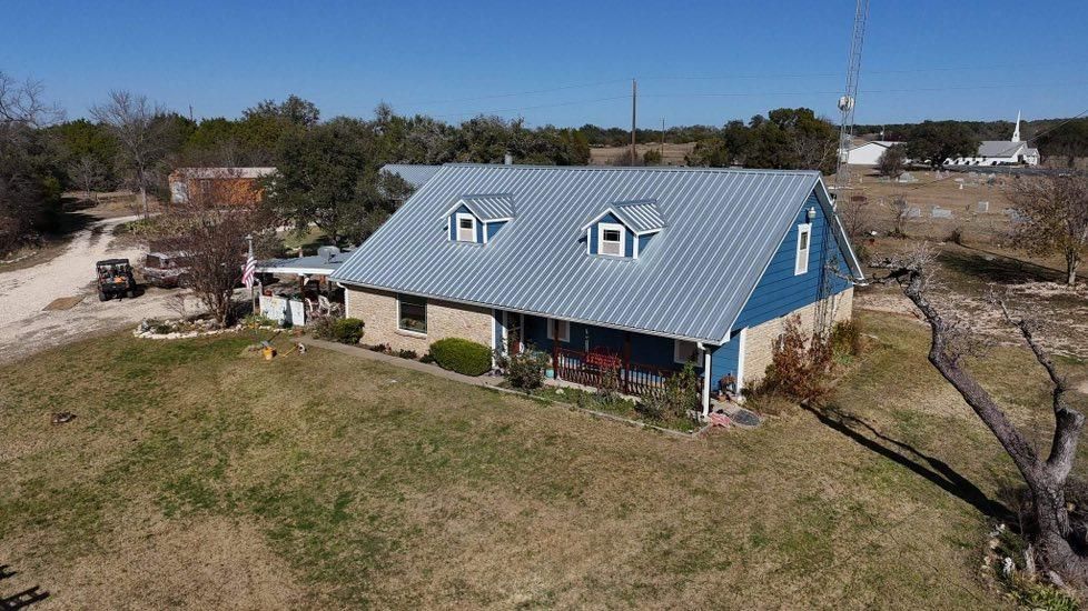  for Barcenas Roofing & Remodeling in San Saba, TX