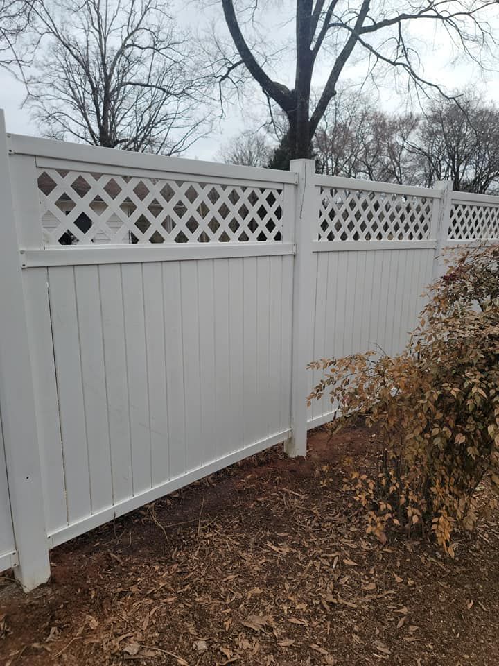 Photo number 13 of Elite Services Malvern's best work performing a Fence Washing job