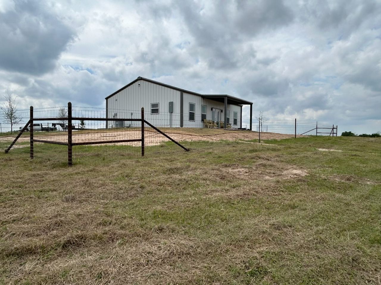  for 5-7 Fencing & Construction in Madisonville, TX