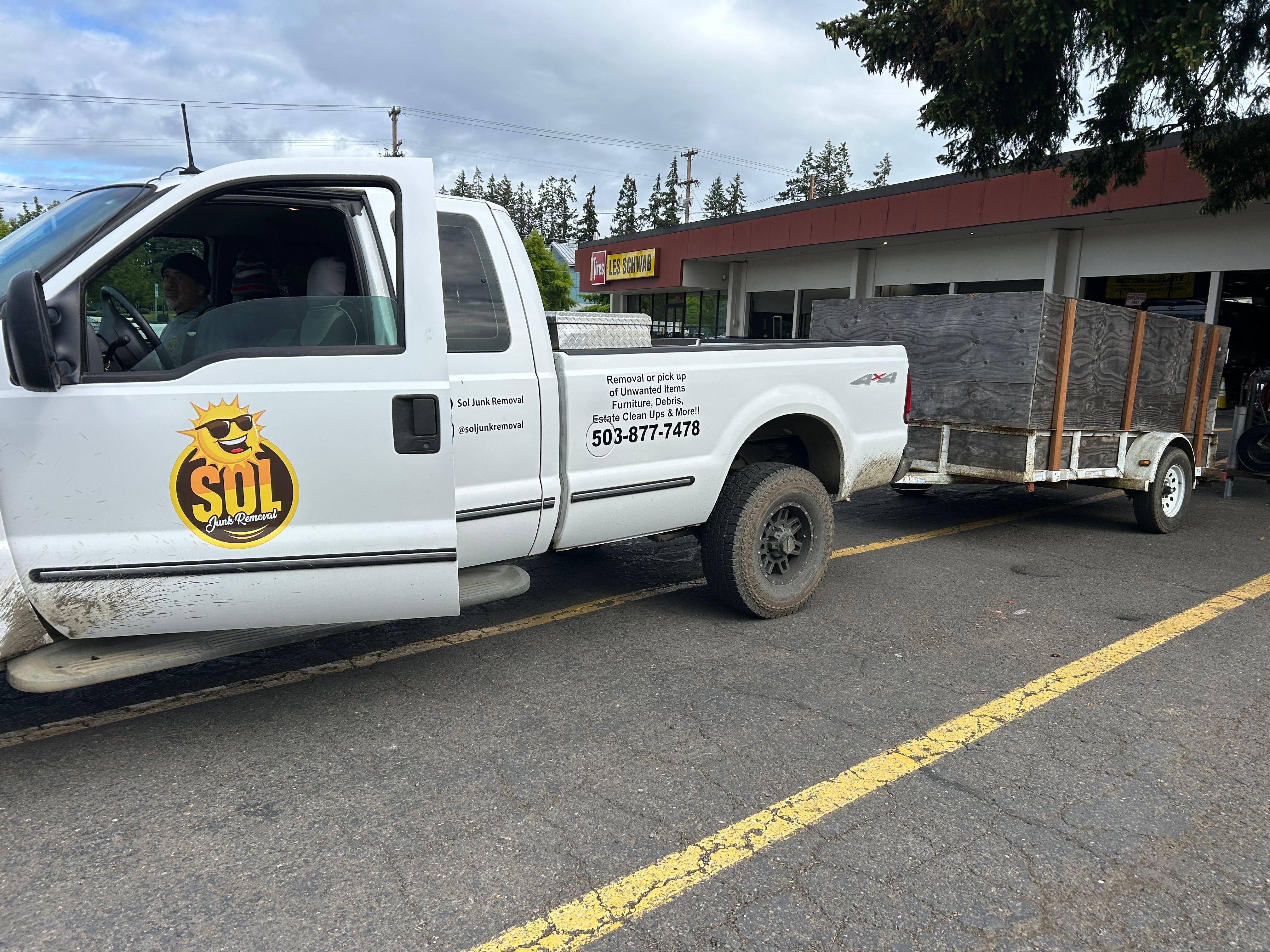  for Sol Junk Removal in Independence, OR