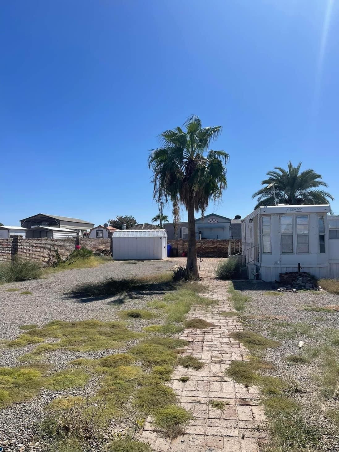  for Oliver L. Palm & Tree services in Yuma County, AZ