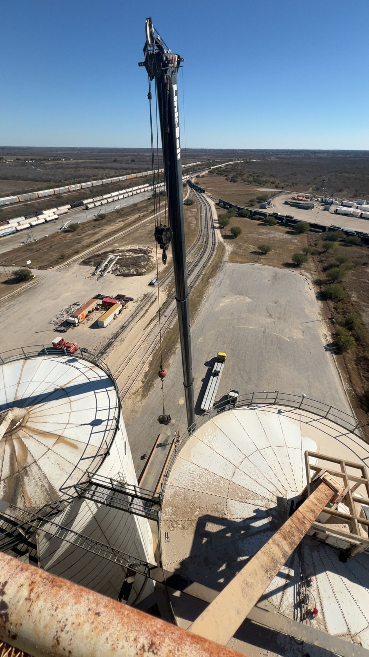  for LUX Electric in Floresville, TX