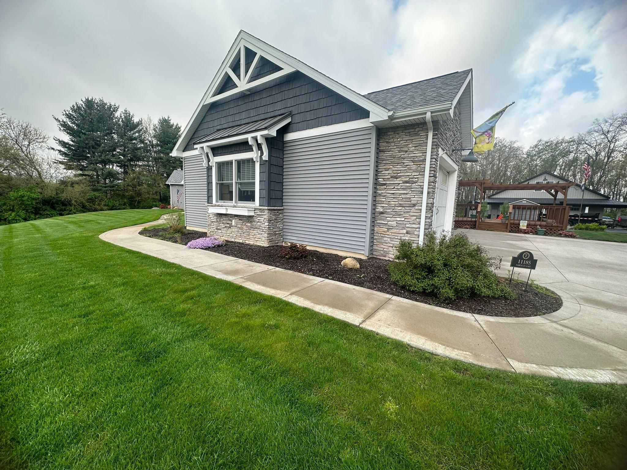  for FIRST CLASS GRASS LLC in Syracuse, IN