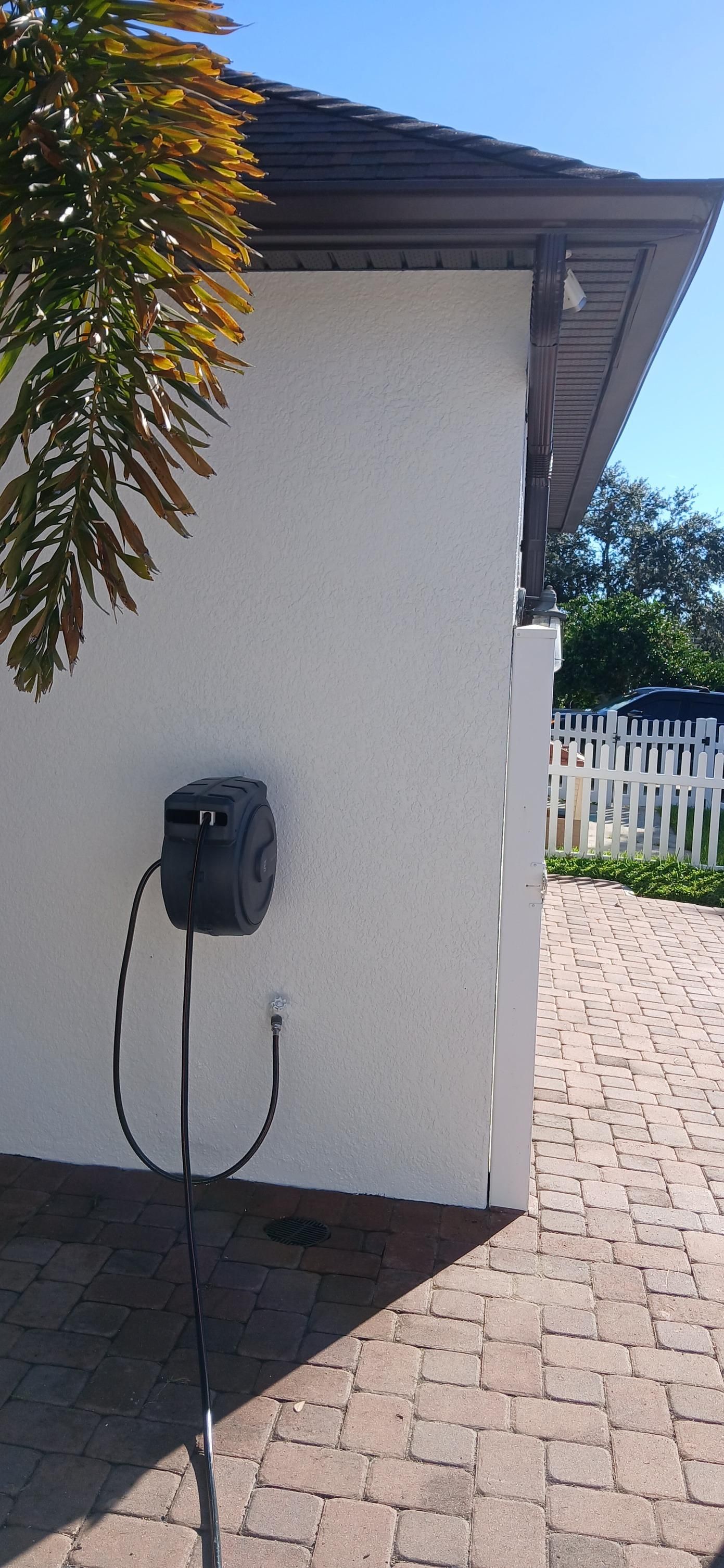  for Bradley Bradshaw Painting in Christmas, FL