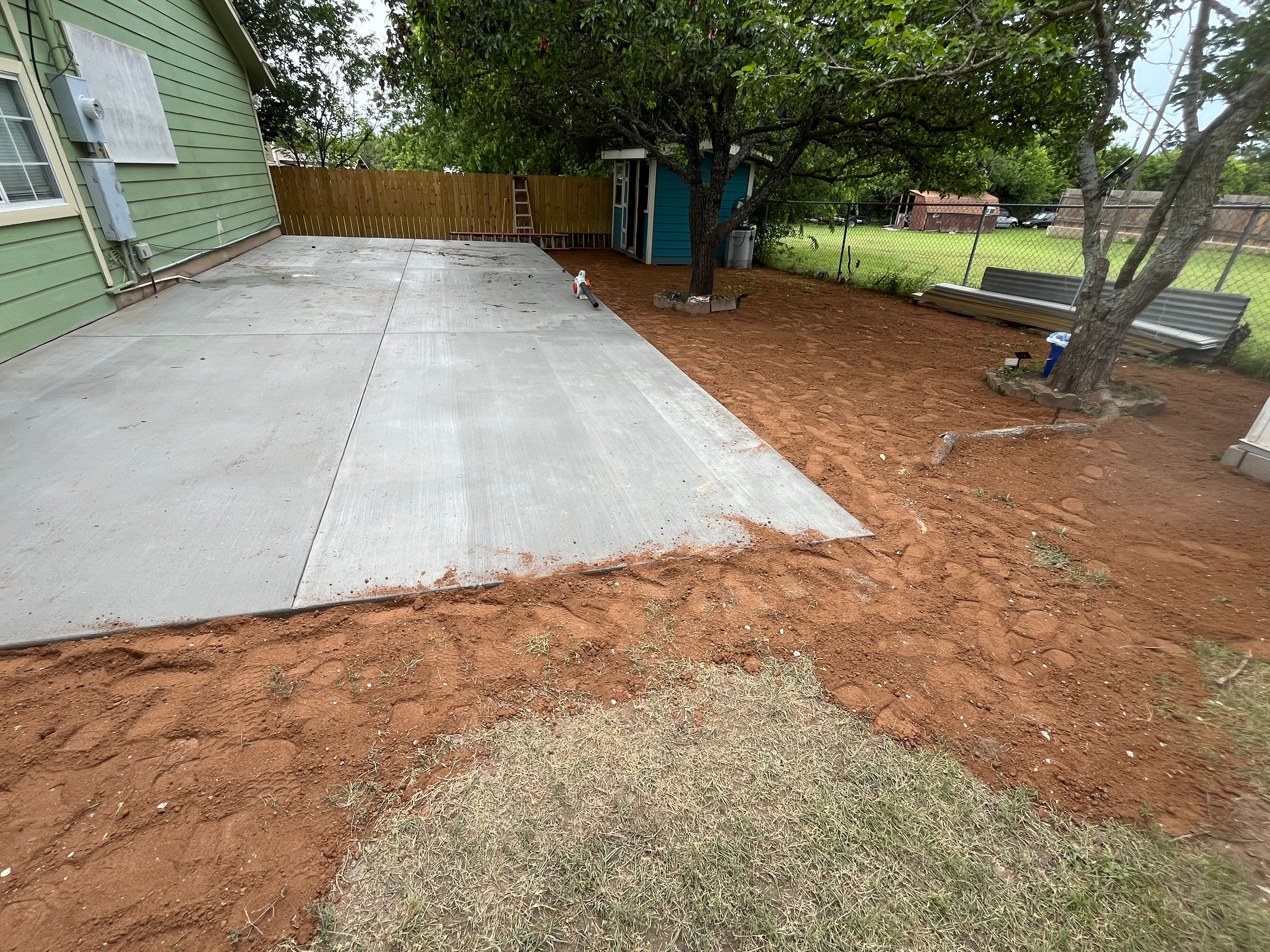  for Leo's Concrete Crew in Elgin, TX
