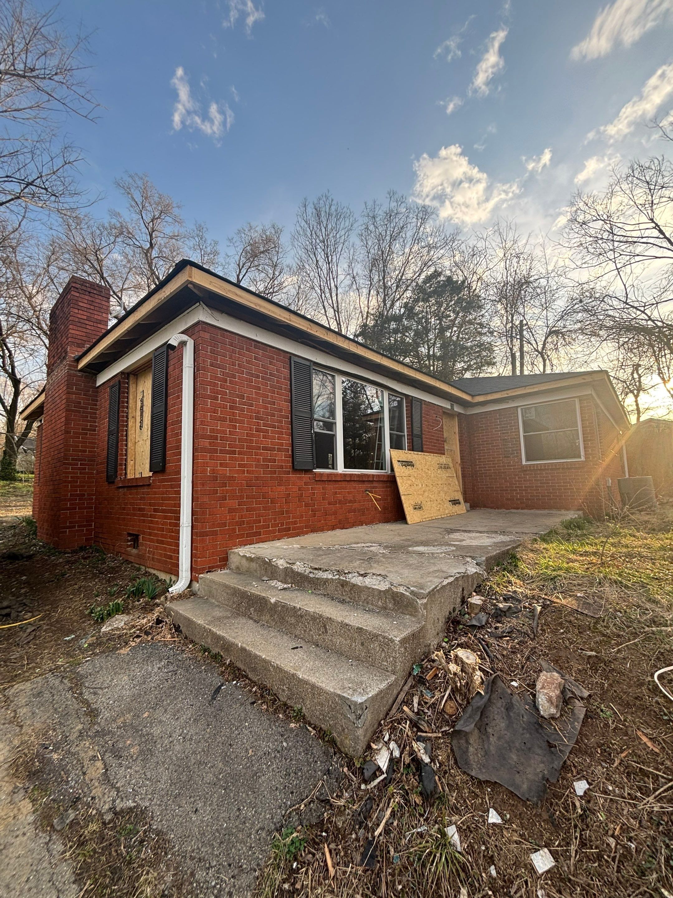  for Paramount Construction in Lexington, KY