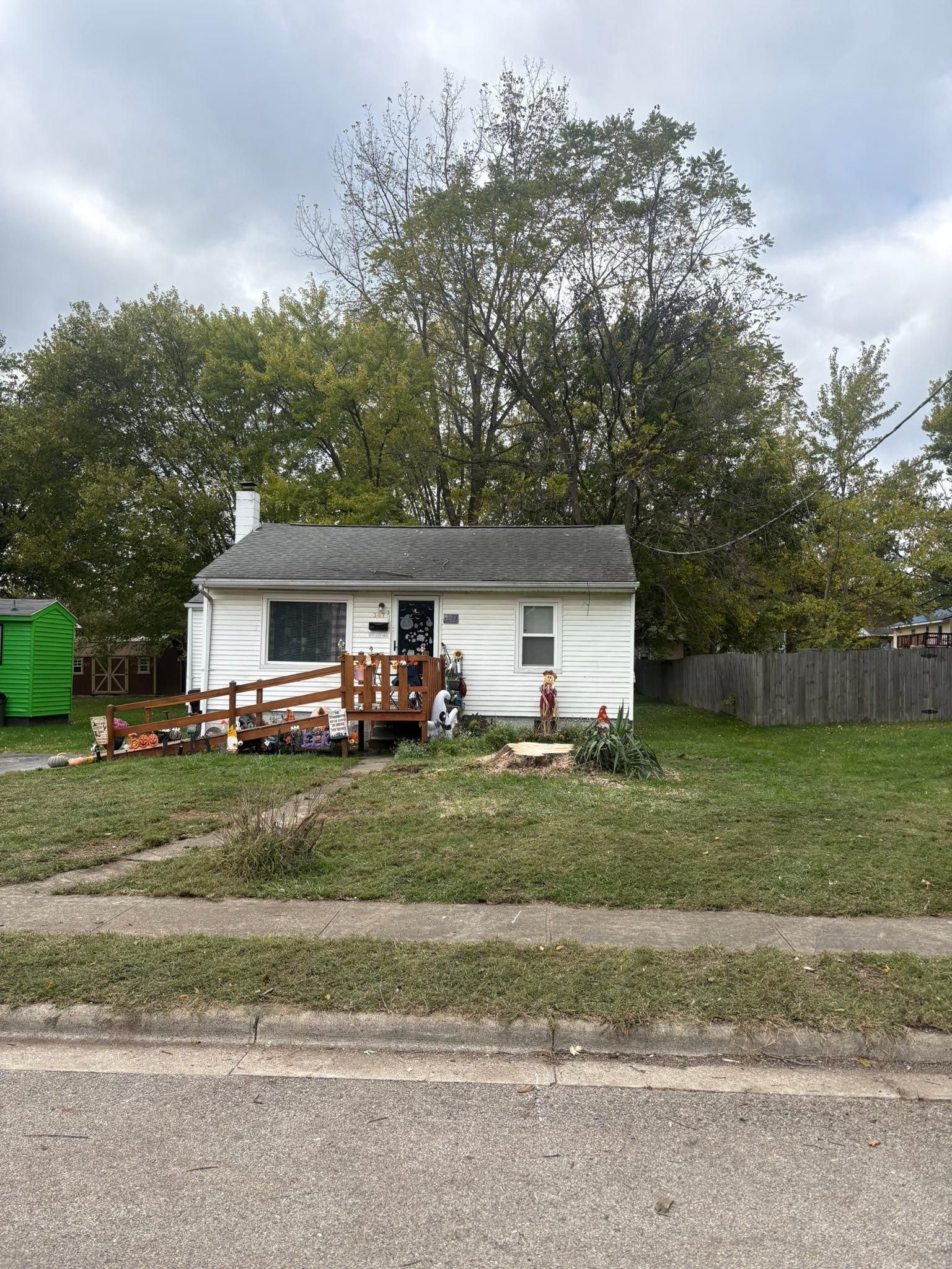  for Dig-It Tree Company in , 