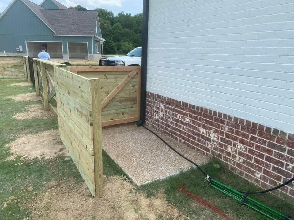  for Manning Fence, LLC in Hernando, MS