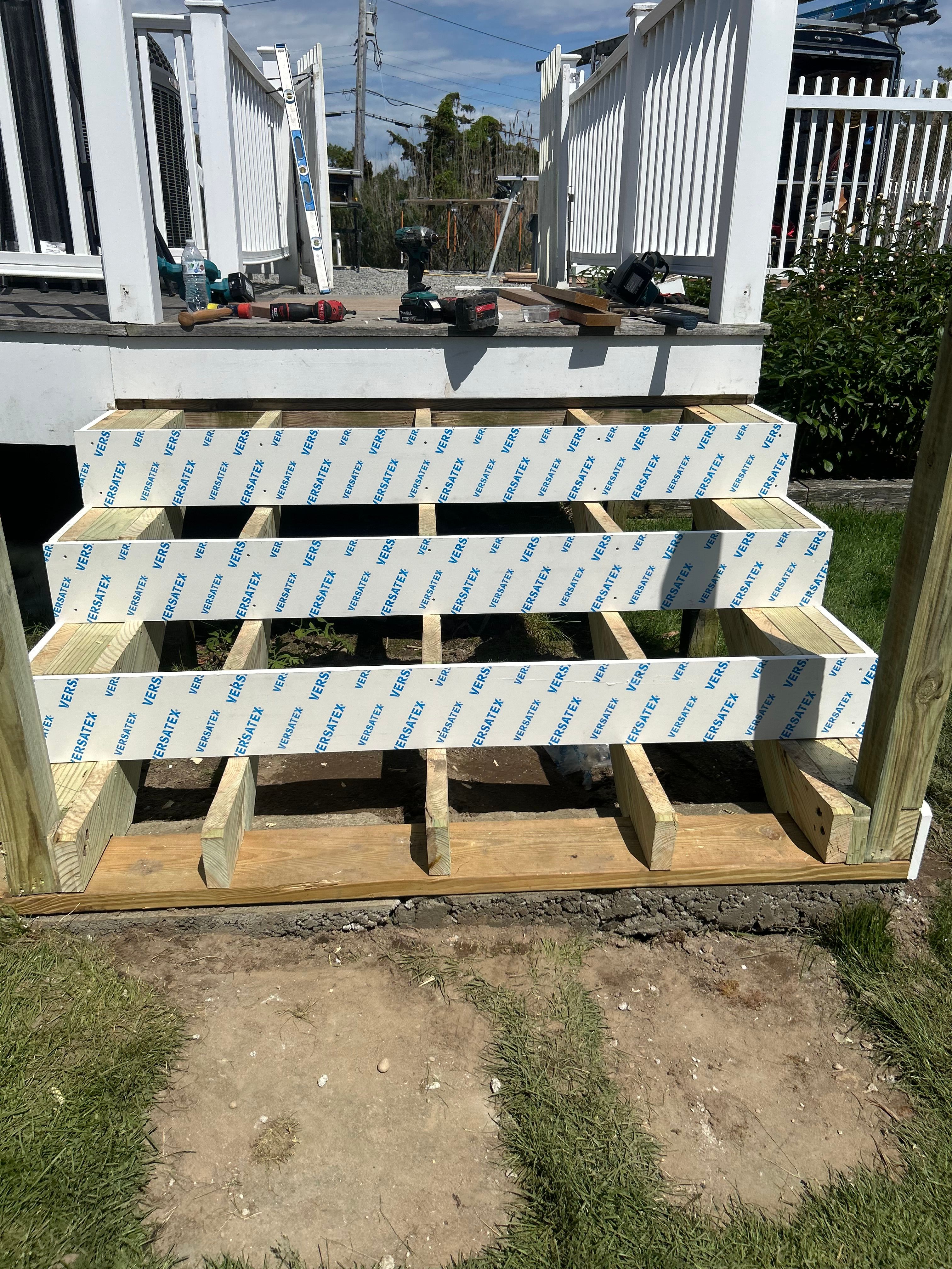  for Make It Right Contracting in East Hampton, NY