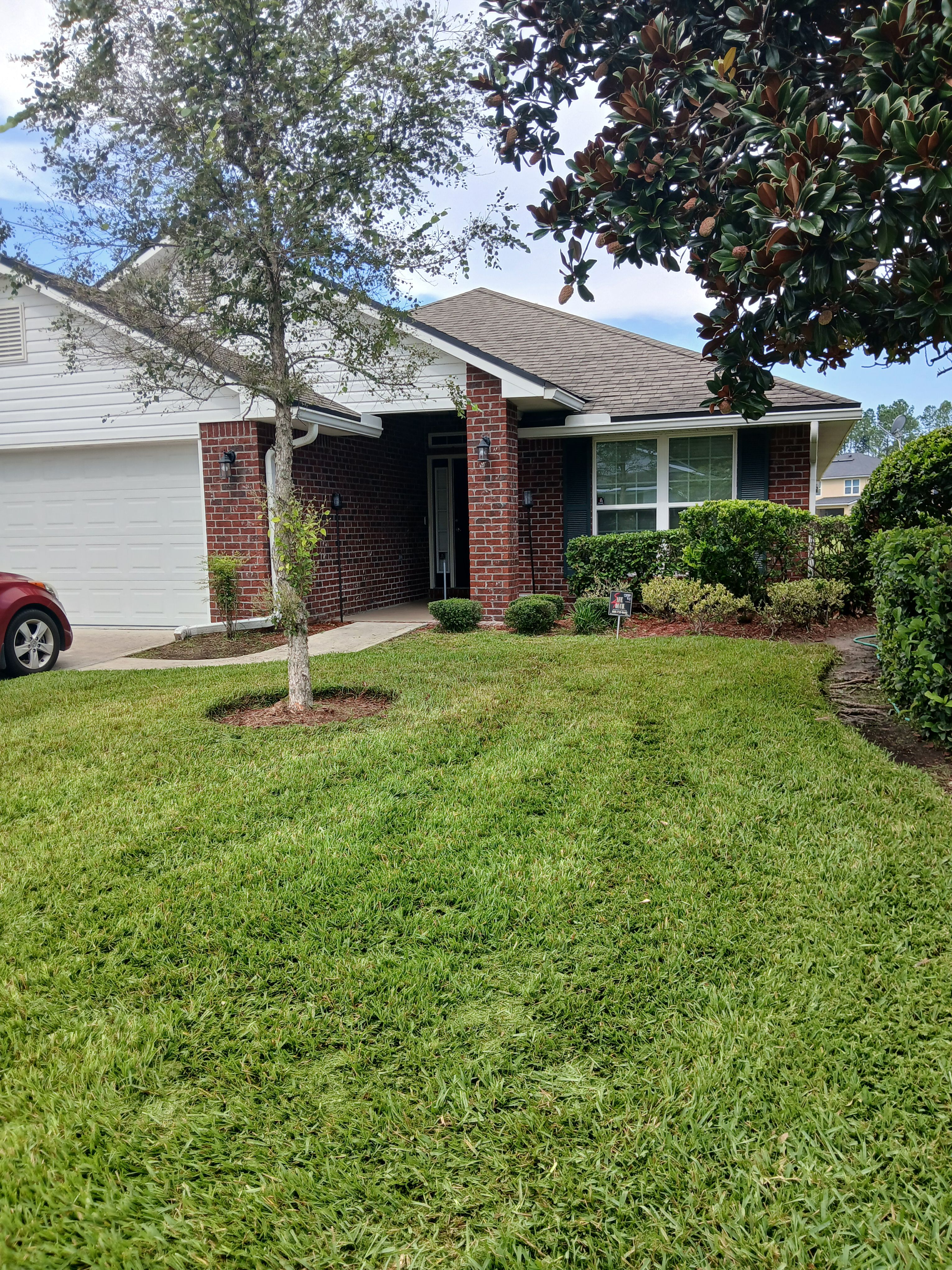  for Tugger and Son's Lawn Care Services in Jacksonville, FL